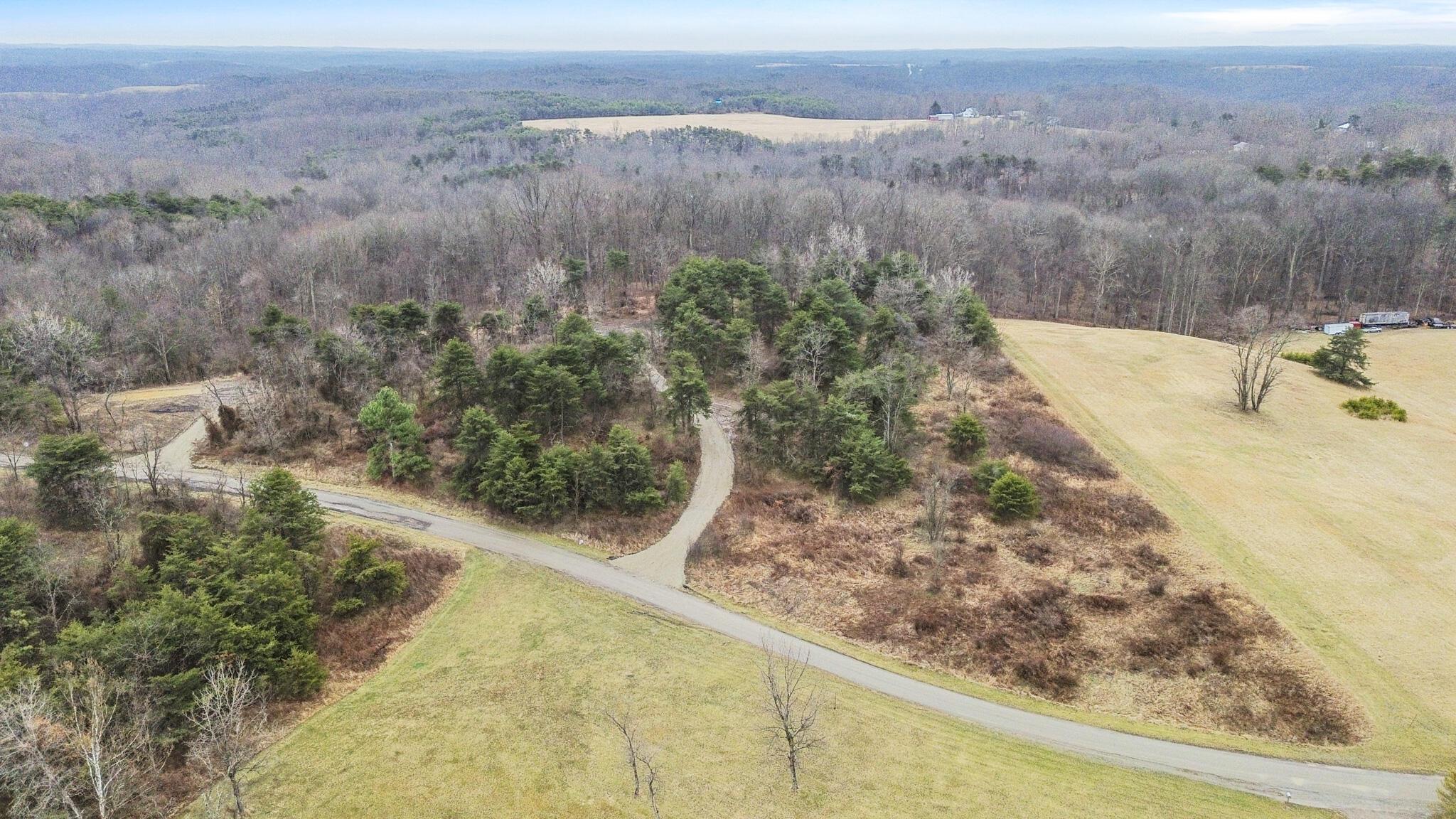 20795 Sterling Road Property Photo 2