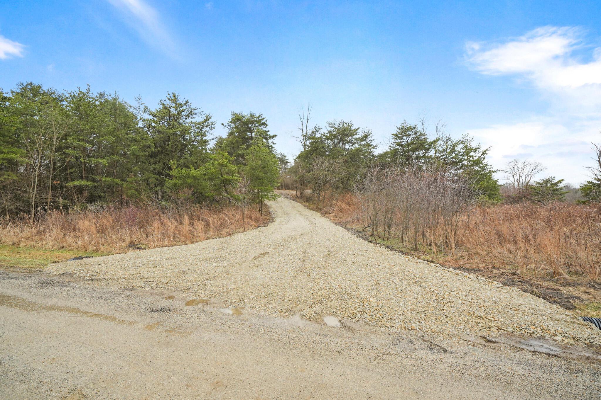 20795 Sterling Road Property Photo 7