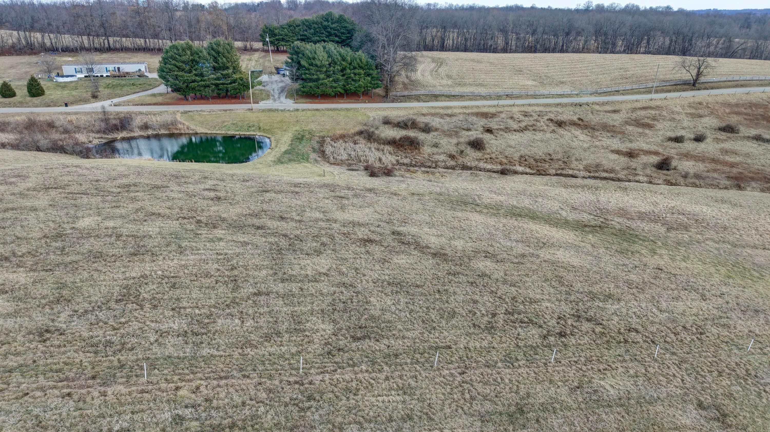 6040 Pinecrest Drive Property Photo 4