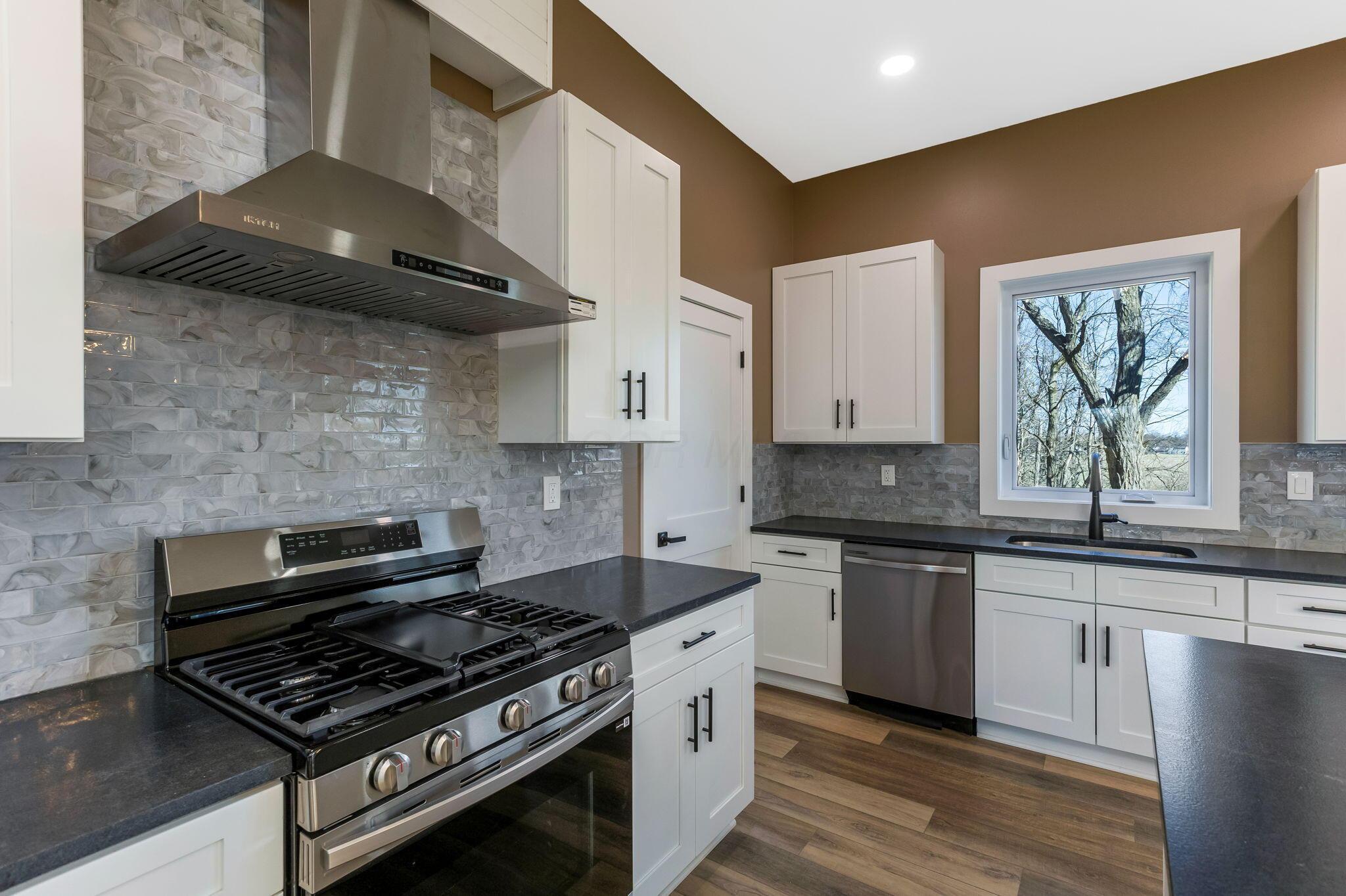 7836 Basil Road Nw Property Photo 19