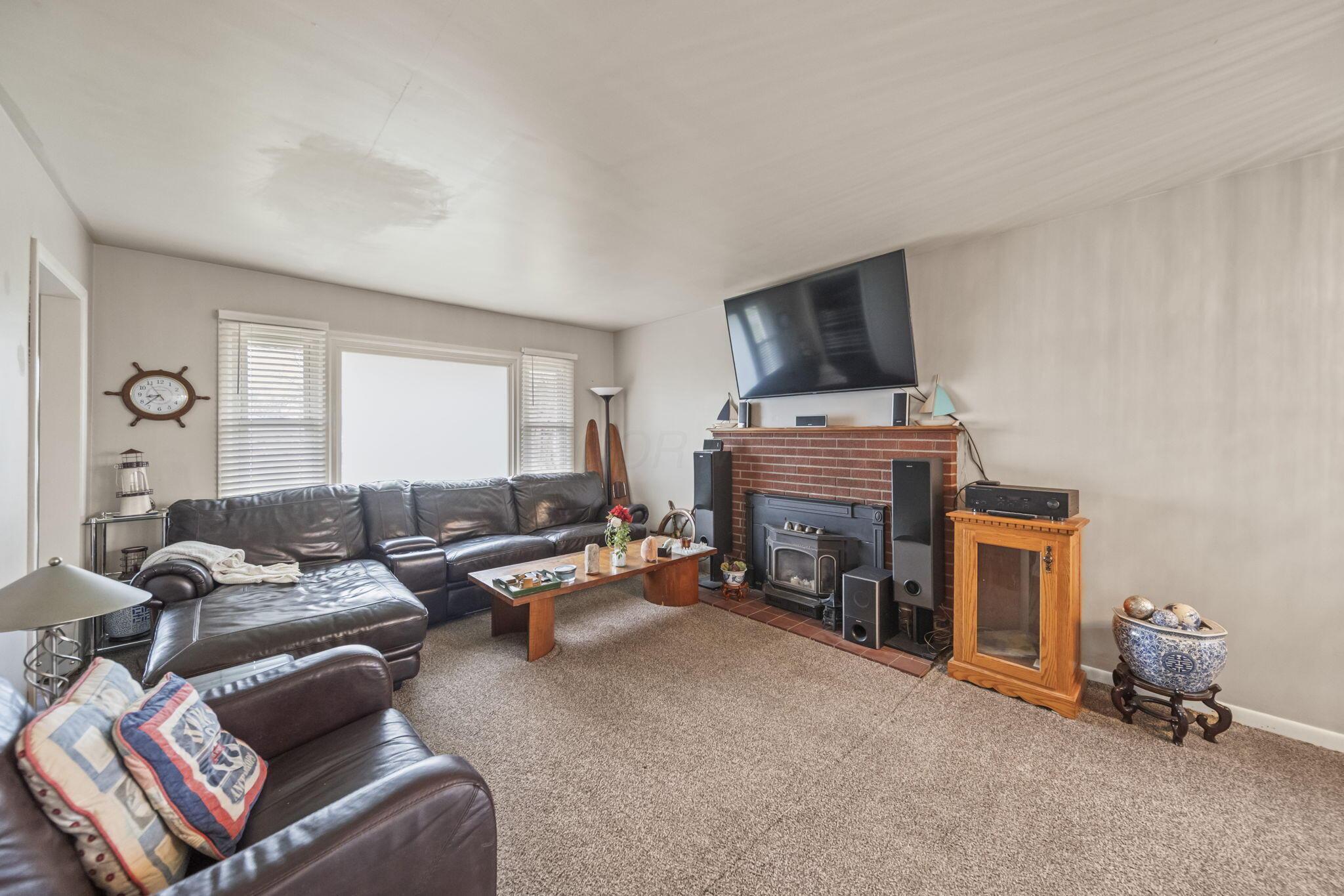 5023 Walnut Road Property Photo 6
