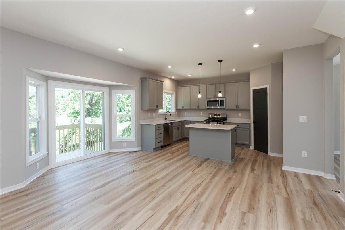 723 Francis Drive Property Photo 11