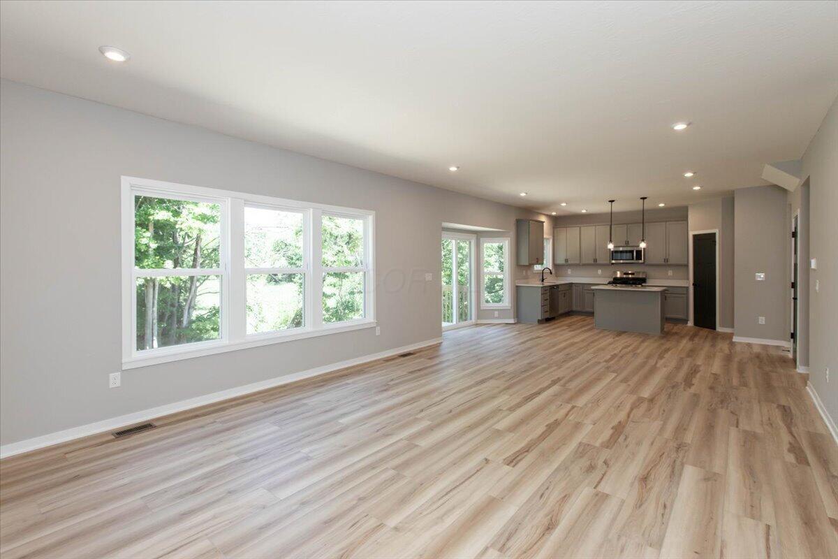 723 Francis Drive Property Photo 14