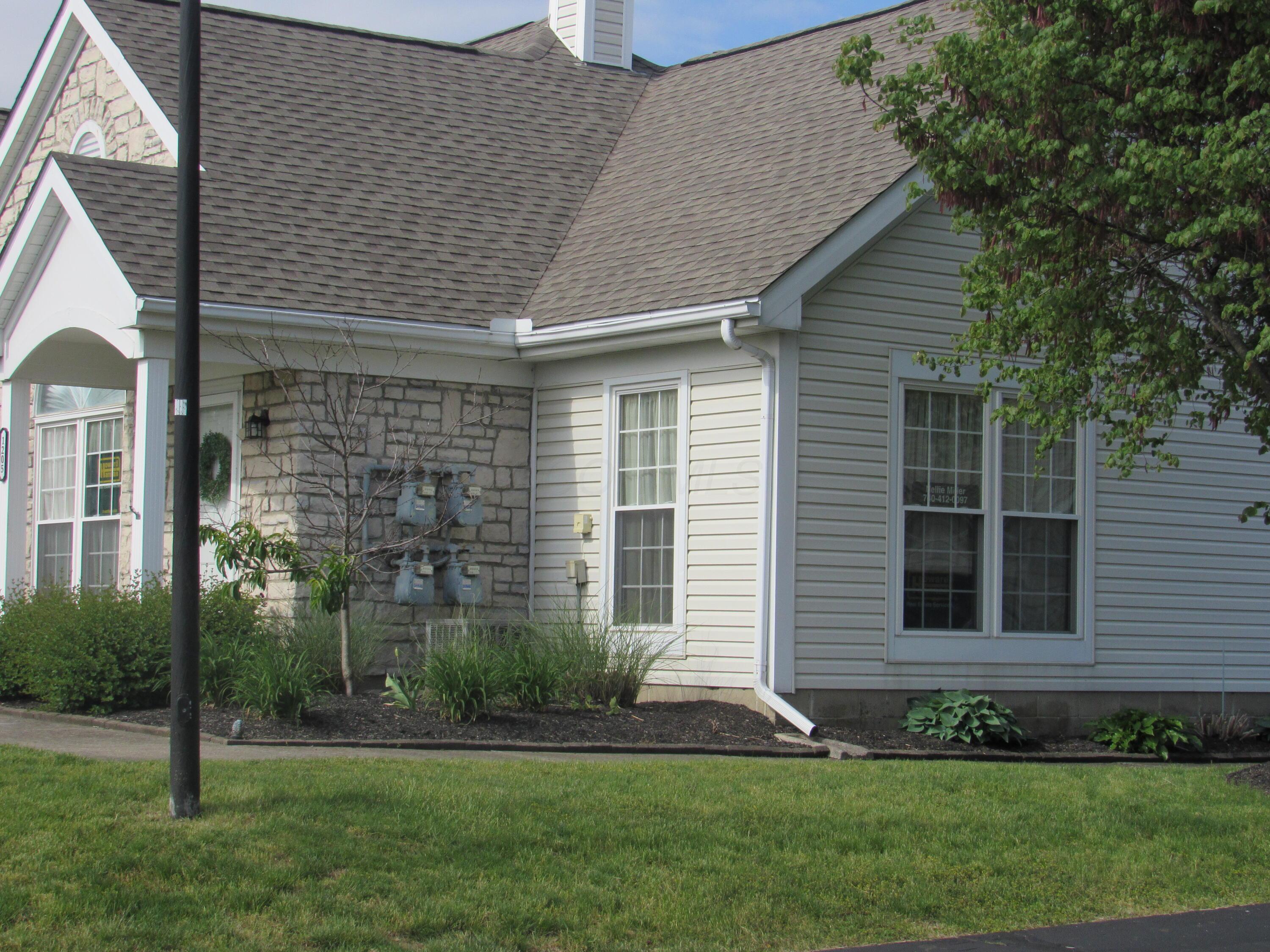 1205 Dunhurst Street Property Photo 4