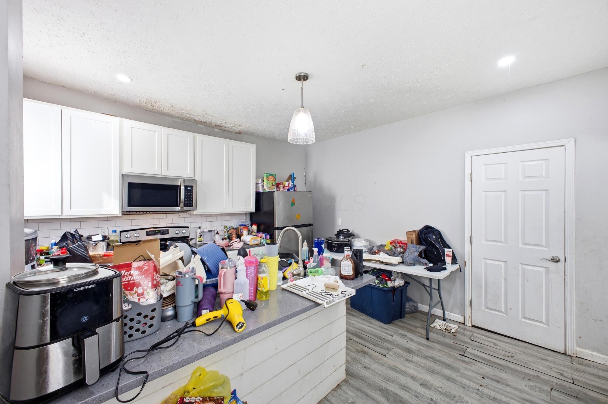 1355-1357 E Mound Street Property Photo 11