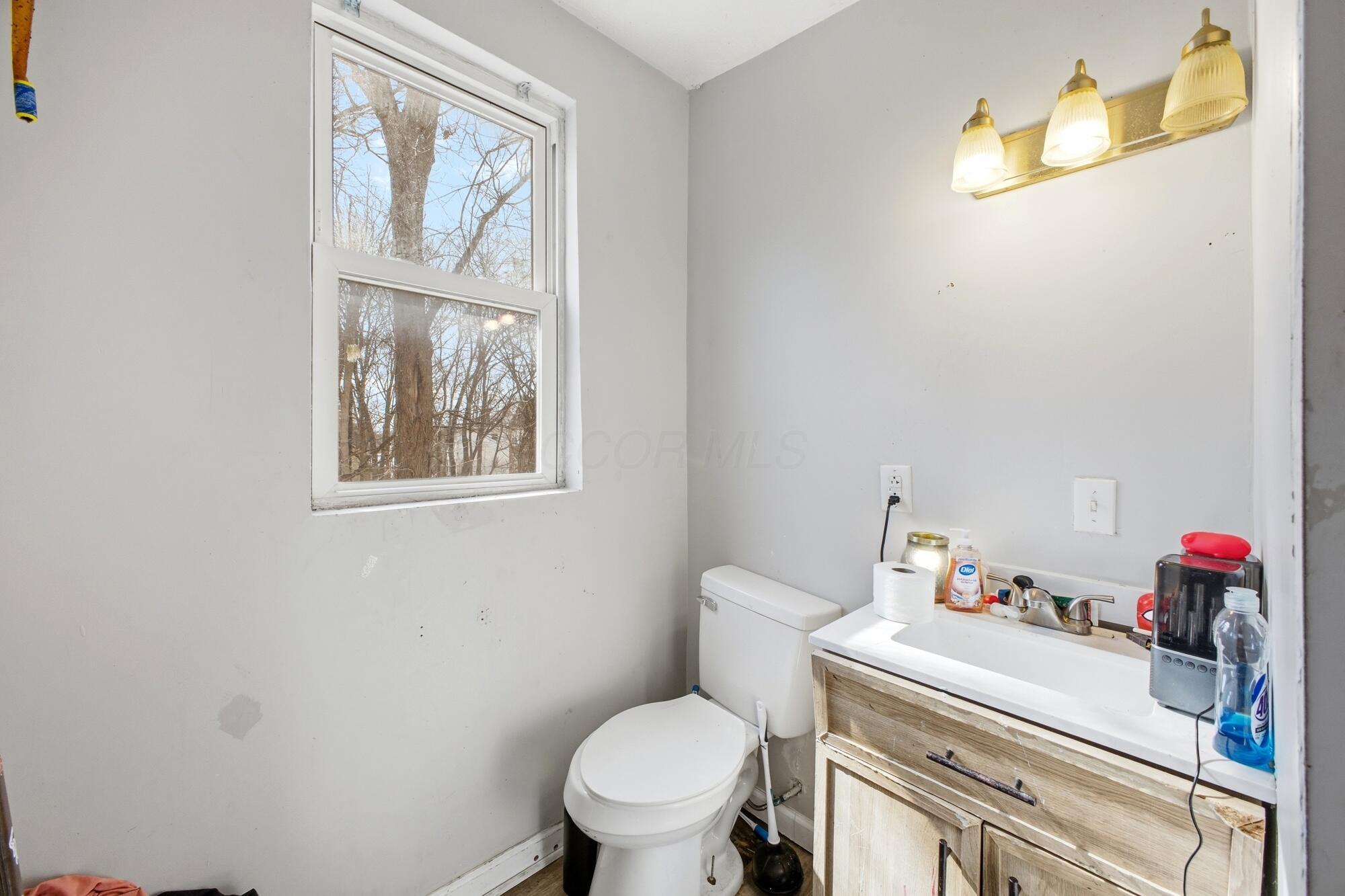 1355-1357 E Mound Street Property Photo 14