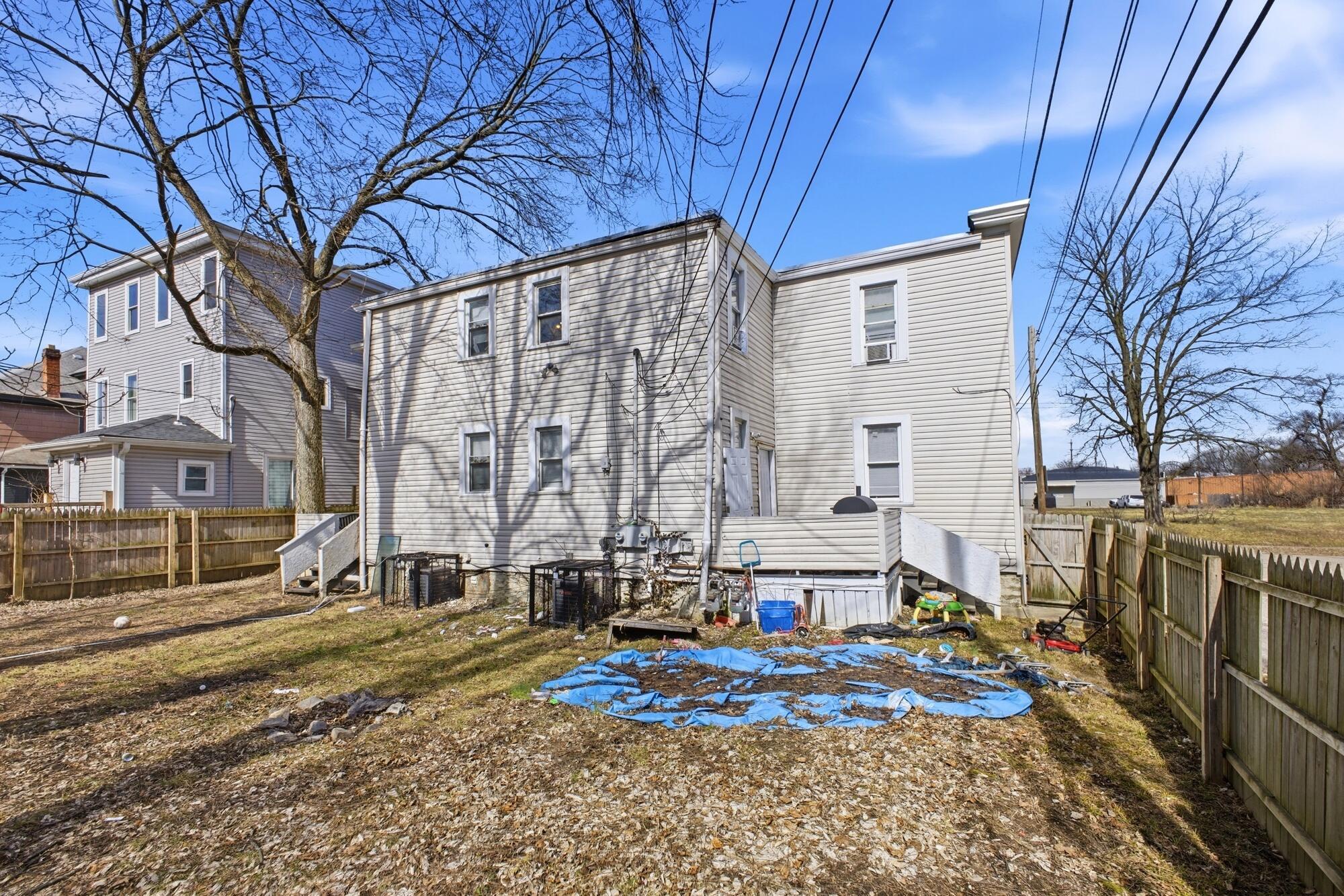 1355-1357 E Mound Street Property Photo 34