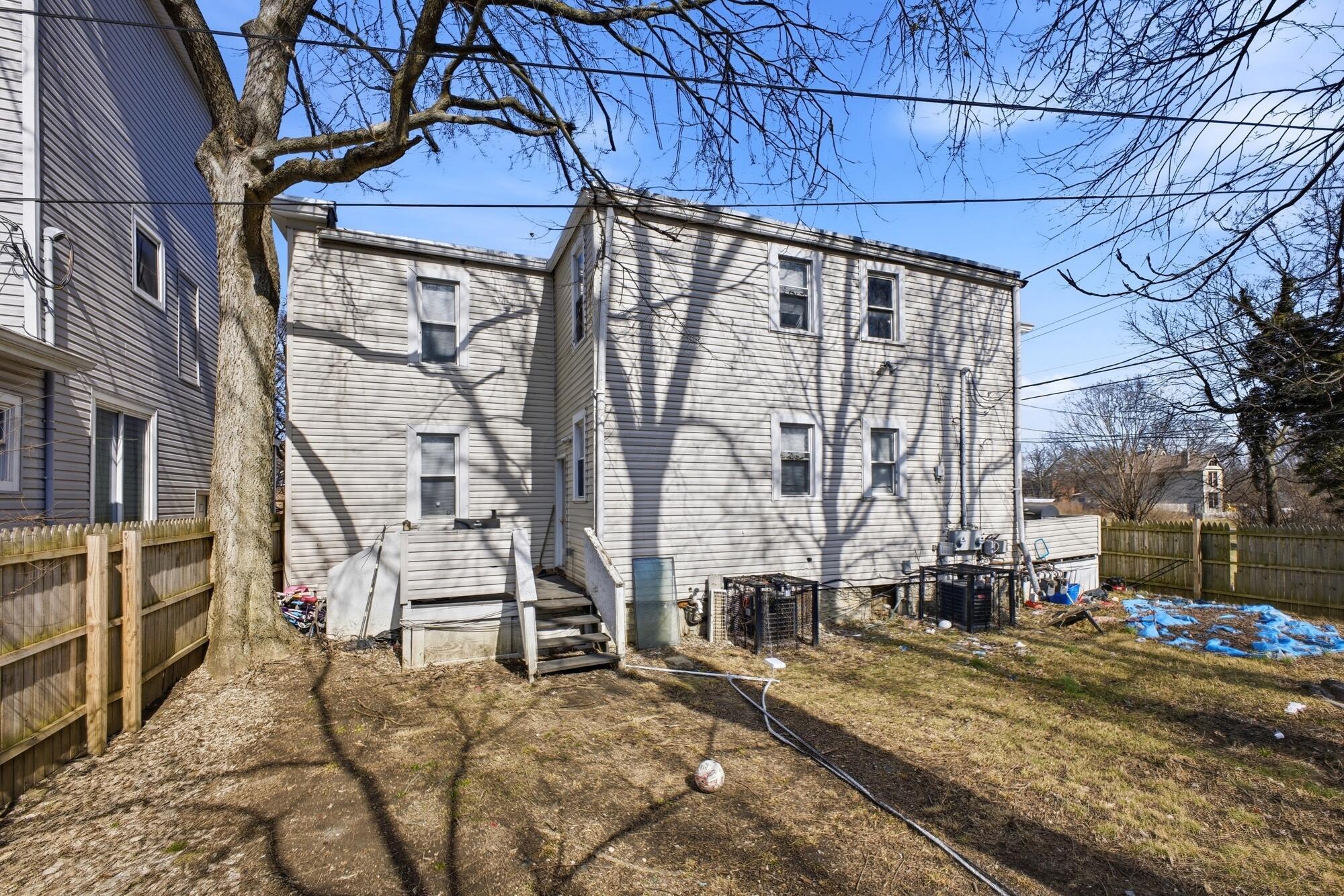 1355-1357 E Mound Street Property Photo 35