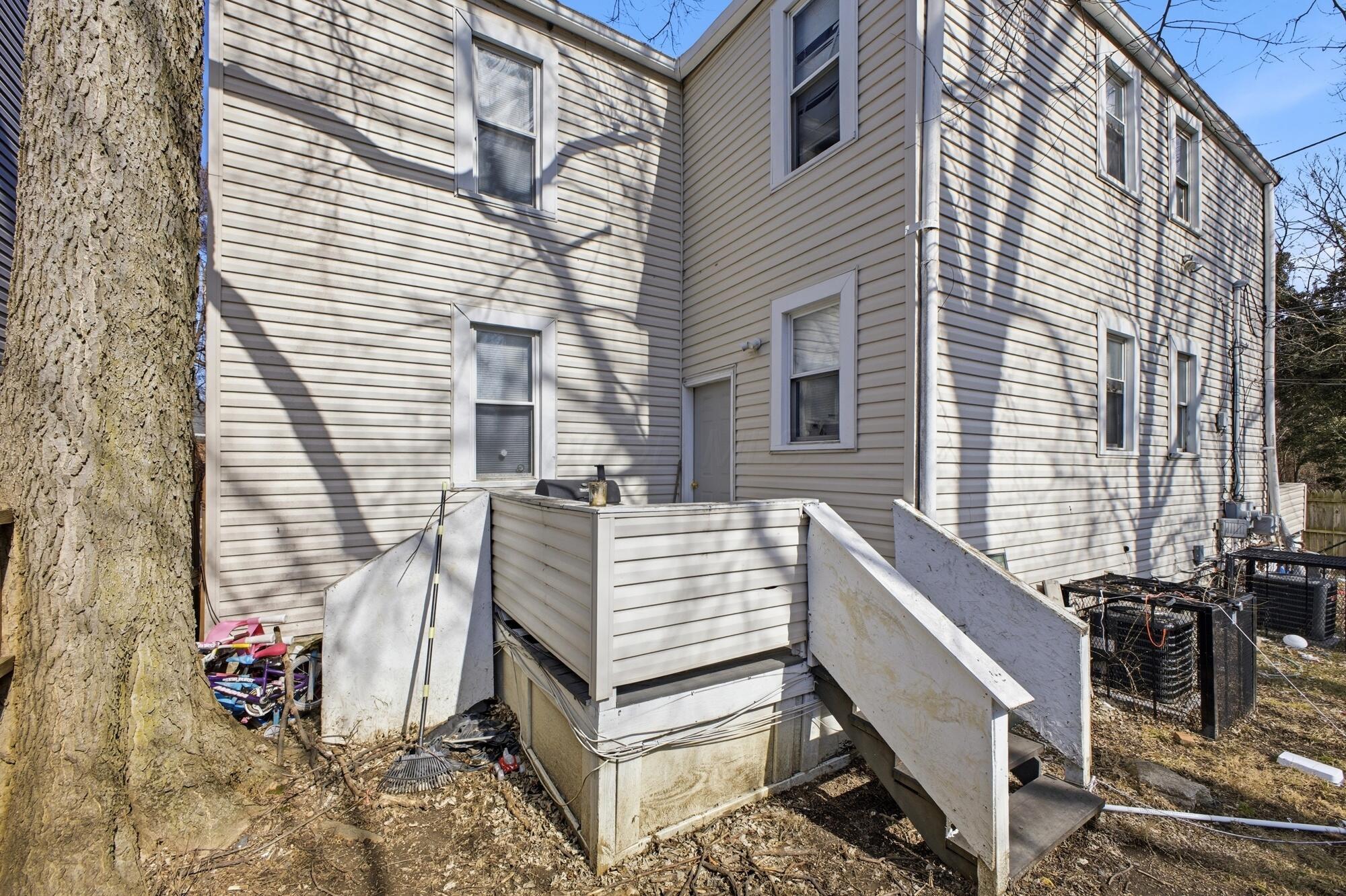 1355-1357 E Mound Street Property Photo 37