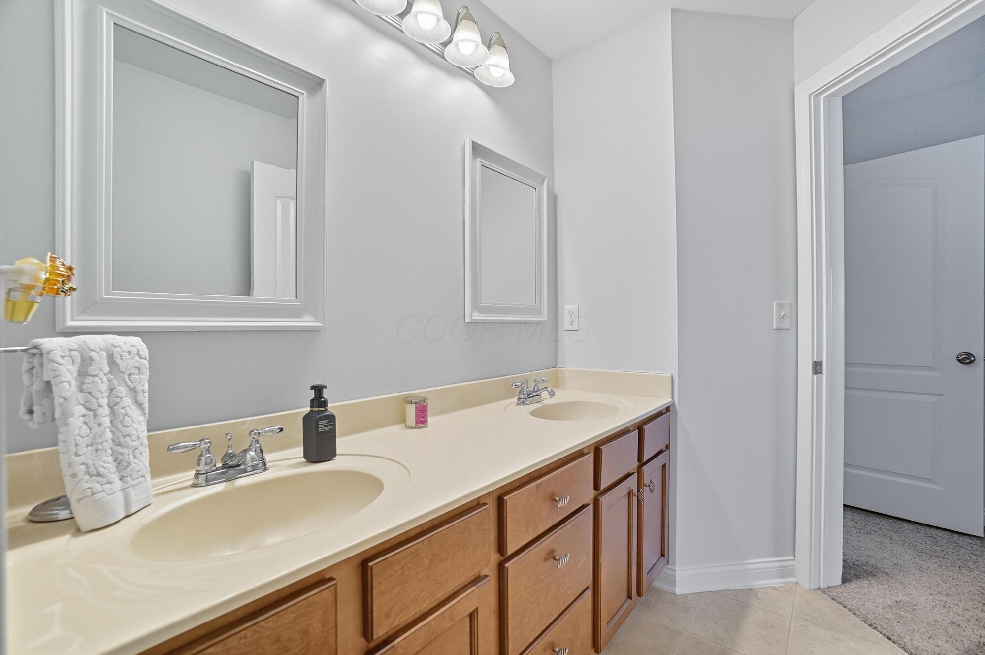 5017 Calais Drive Property Photo 33