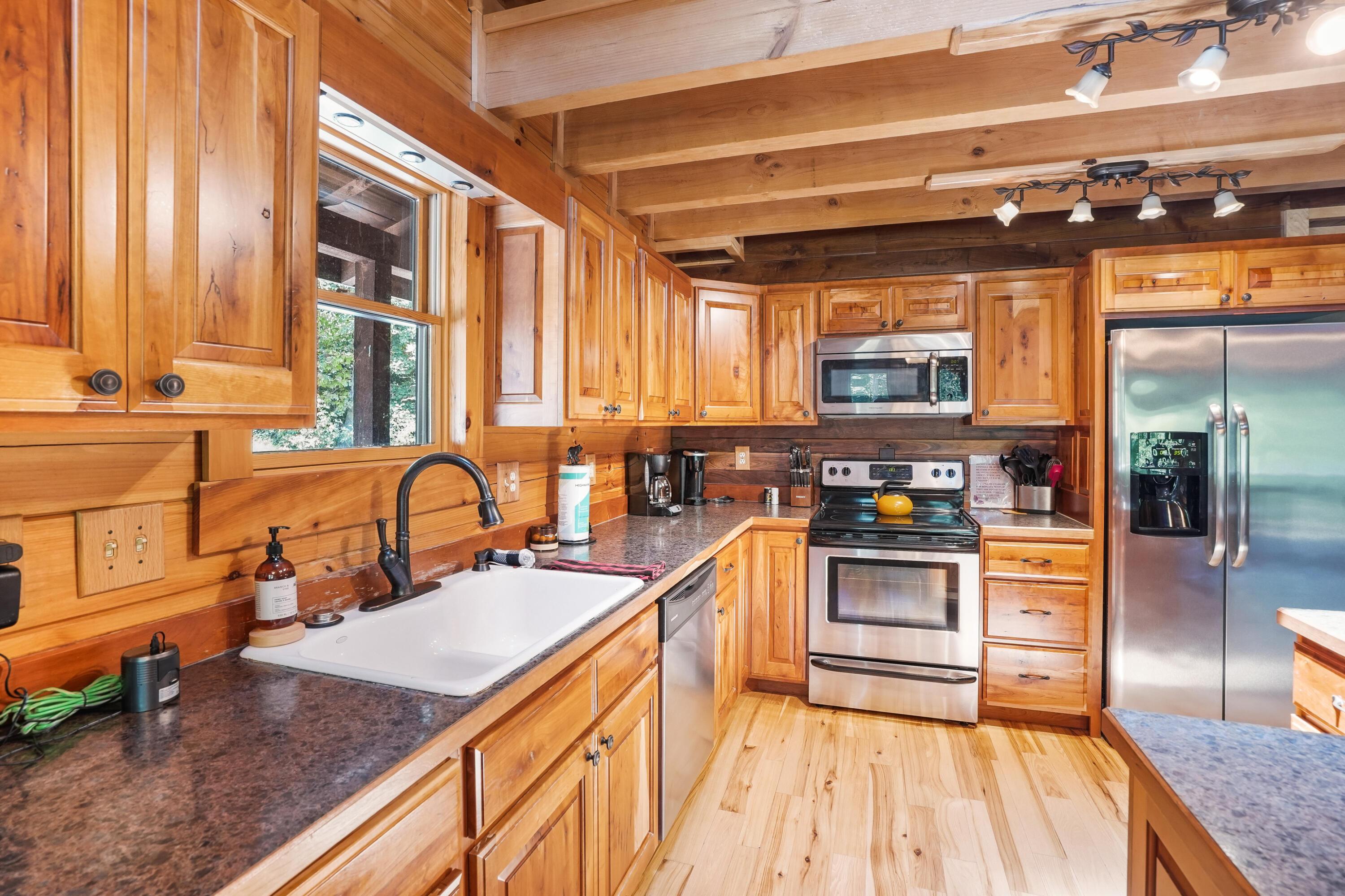 18188 Buckingham Road Property Photo 15