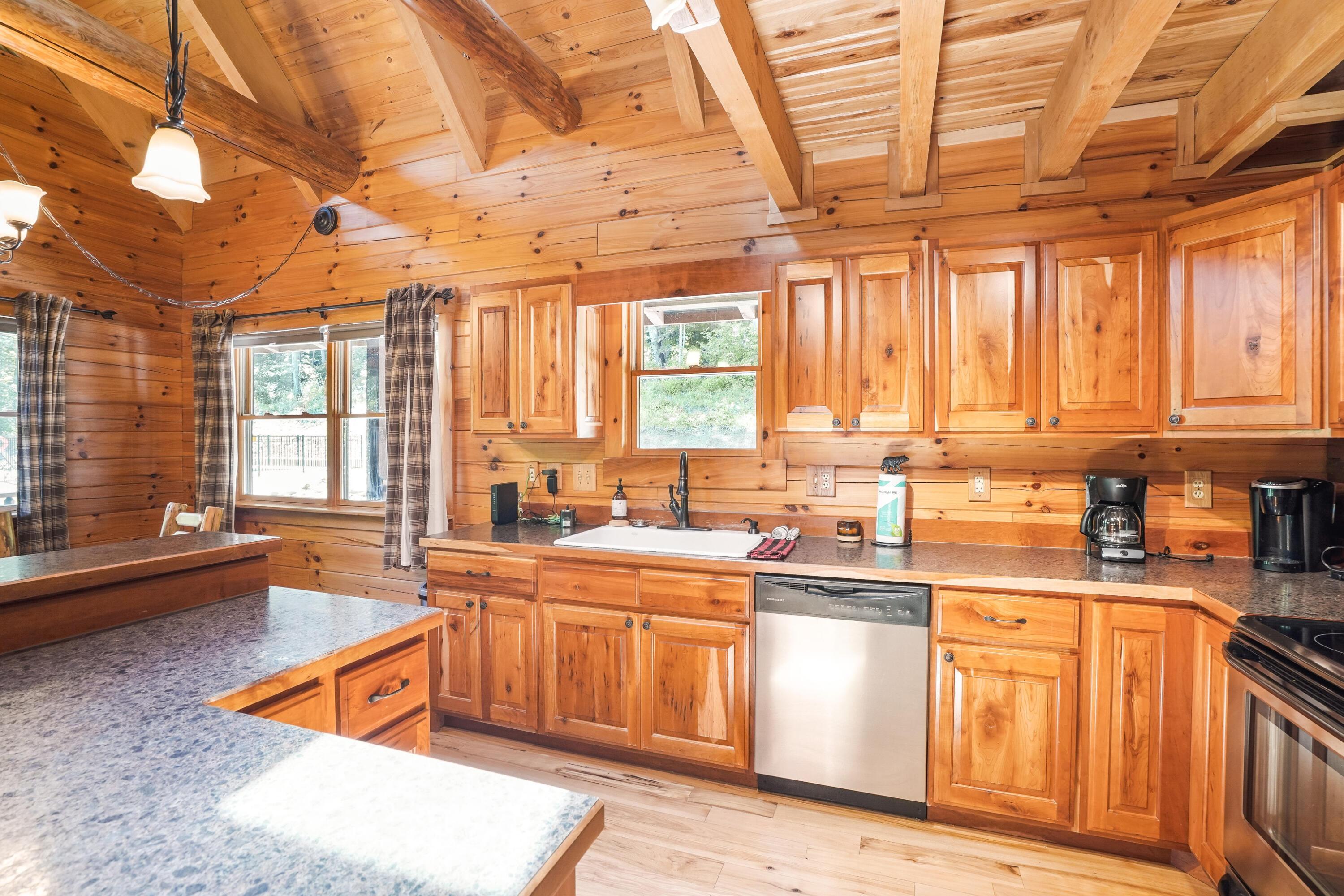 18188 Buckingham Road Property Photo 18