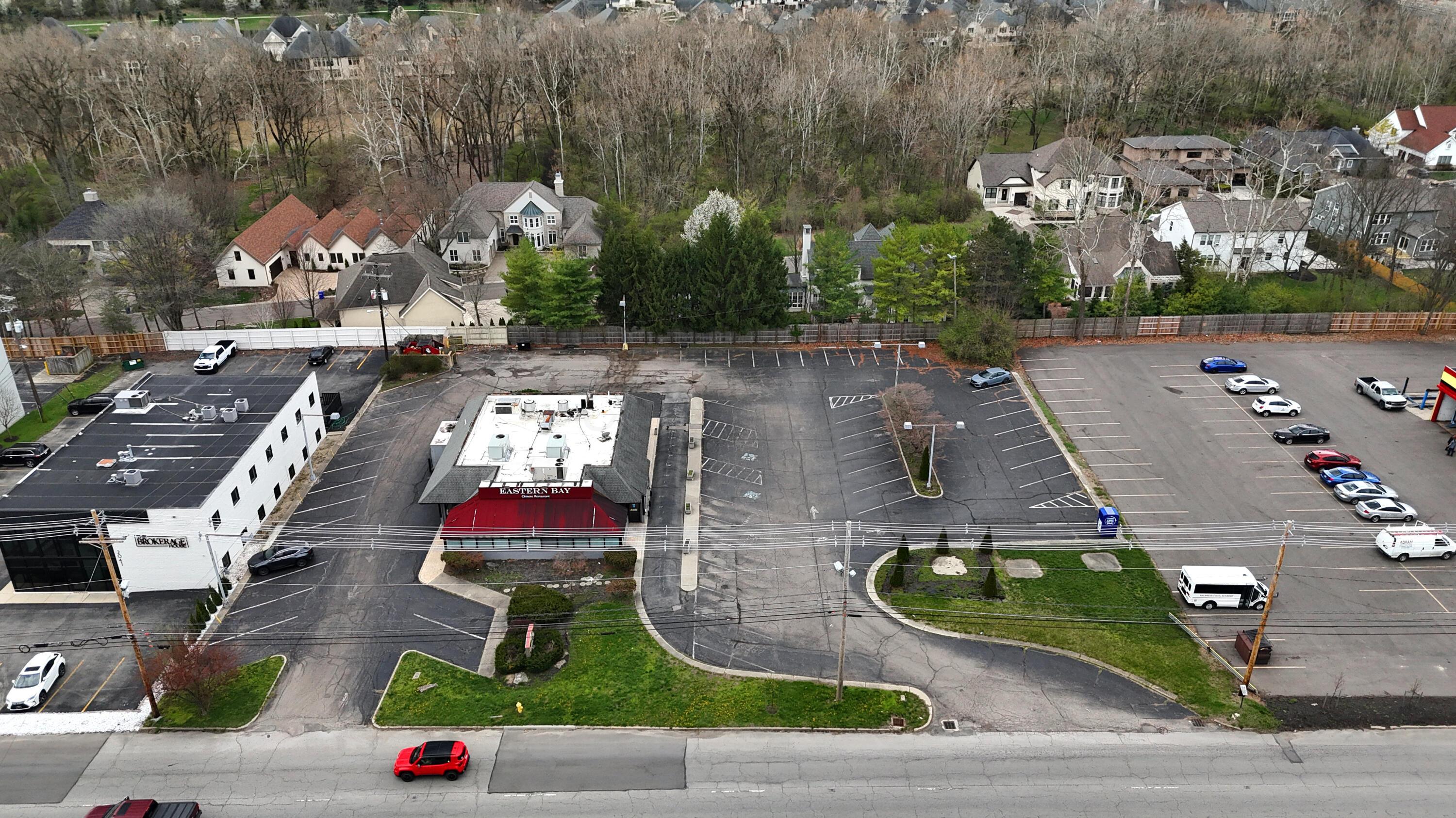 2055 Riverside Drive Property Photo 14