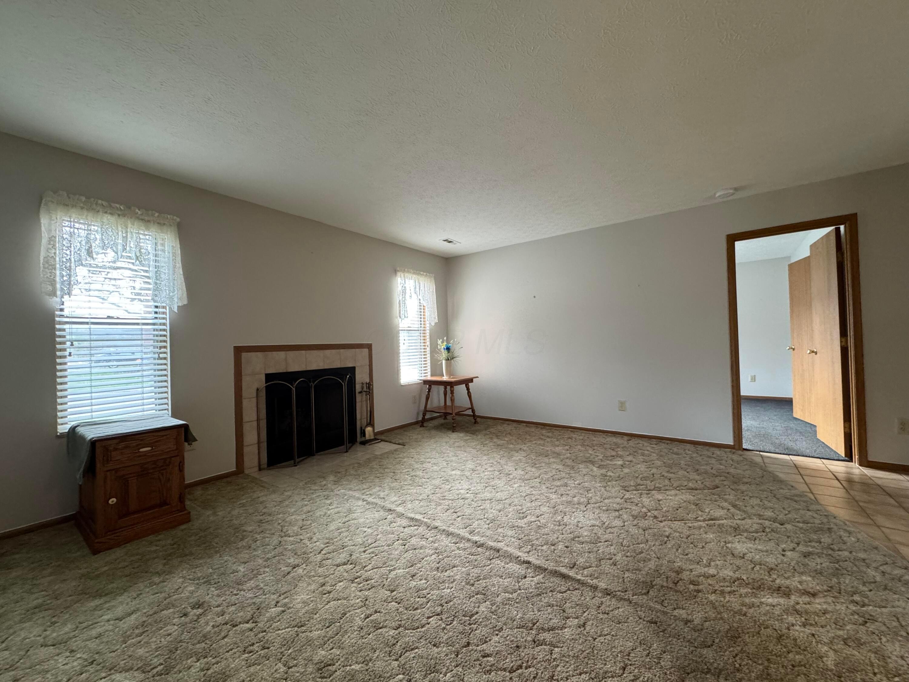 3672 Charlemonte Way, 1 Property Photo 5