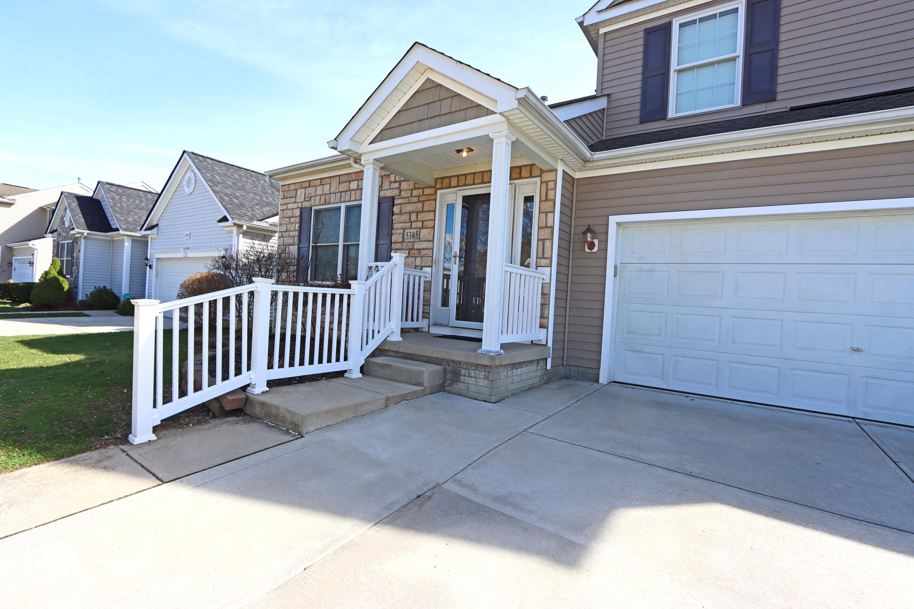 5385 Cedar Branch Way Property Photo 3