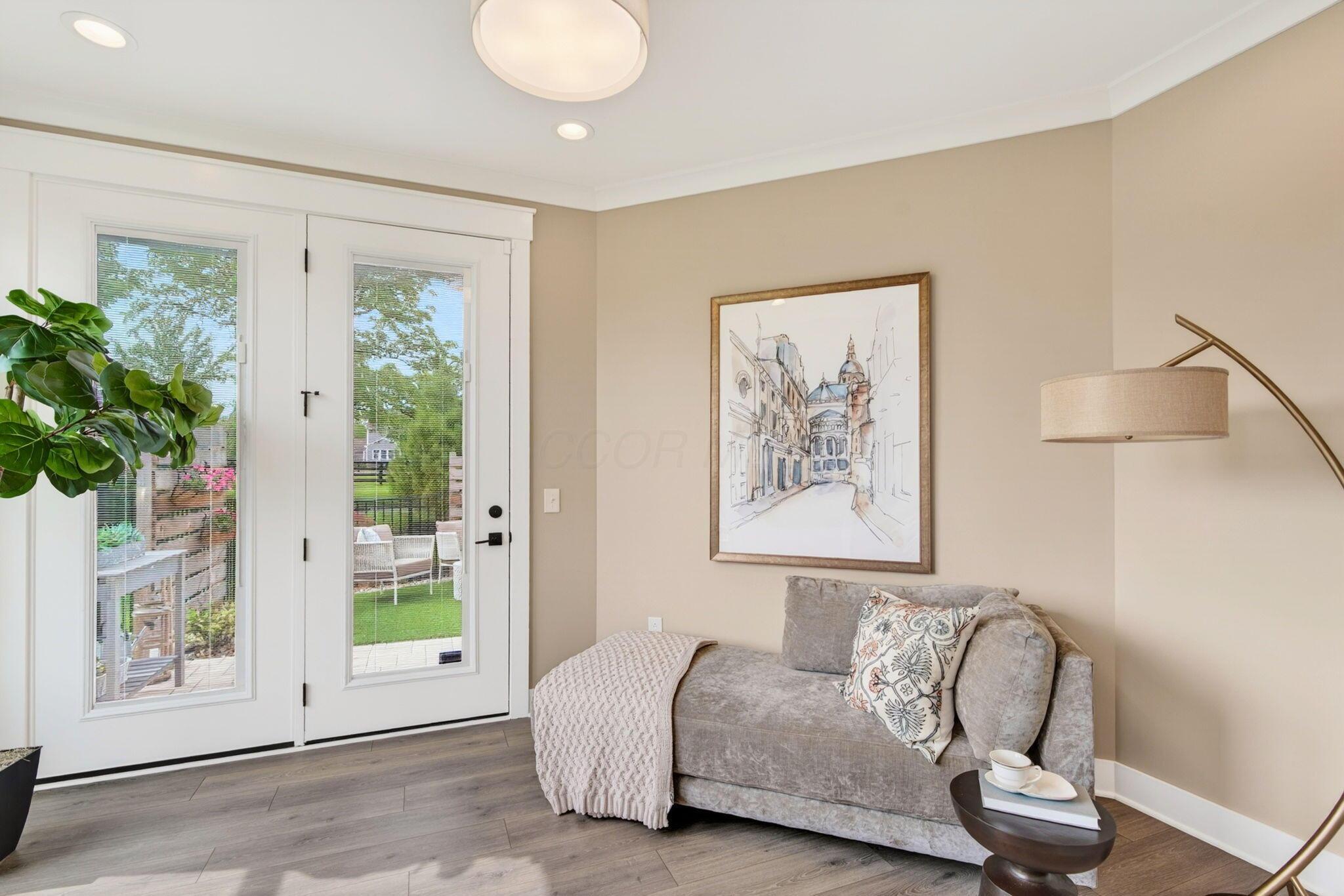 10502 Clare Way Property Photo 44