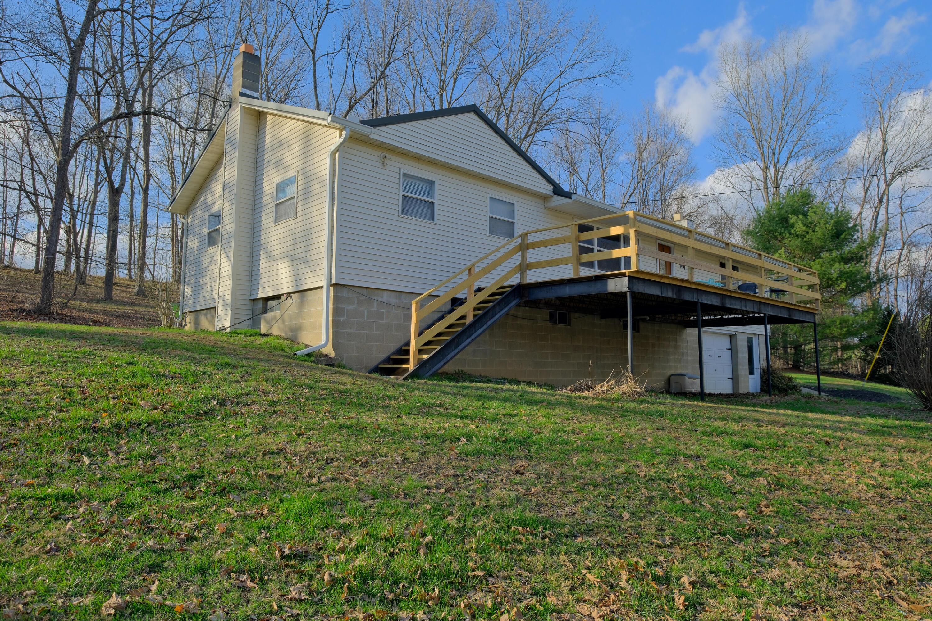4021 Baker Road Property Photo 2