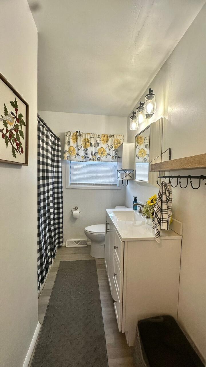 4021 Baker Road Property Photo 14