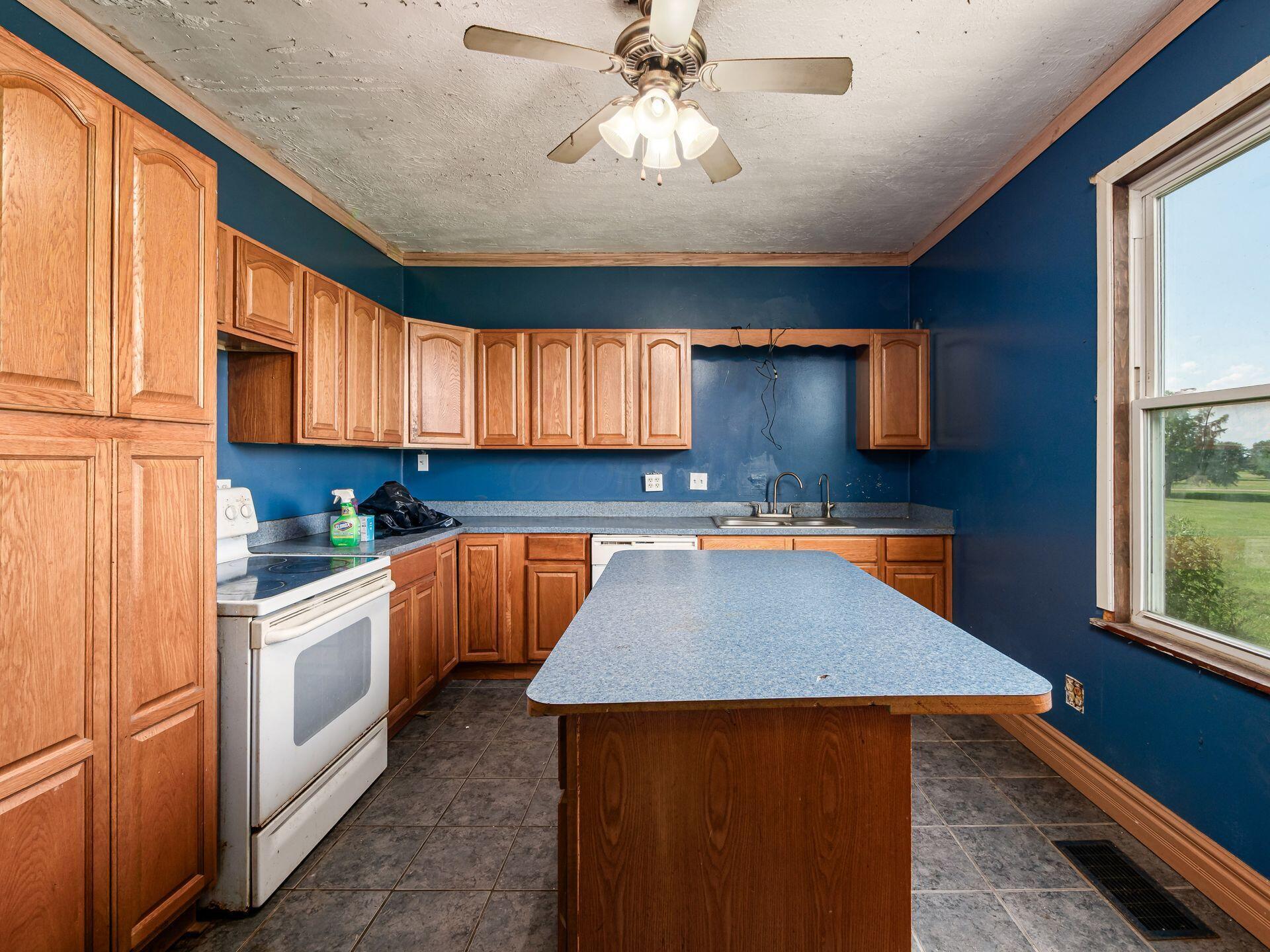 3935 N Section Line Road Property Photo 10