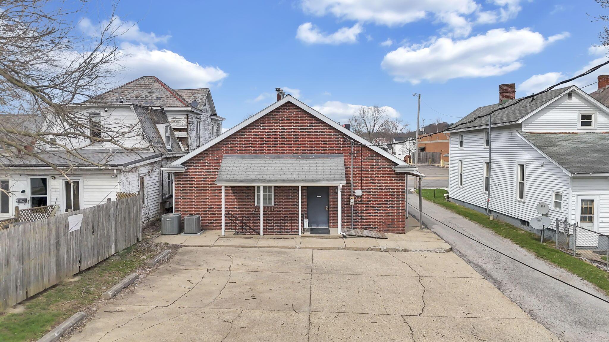 830 E Main Street Property Photo 39