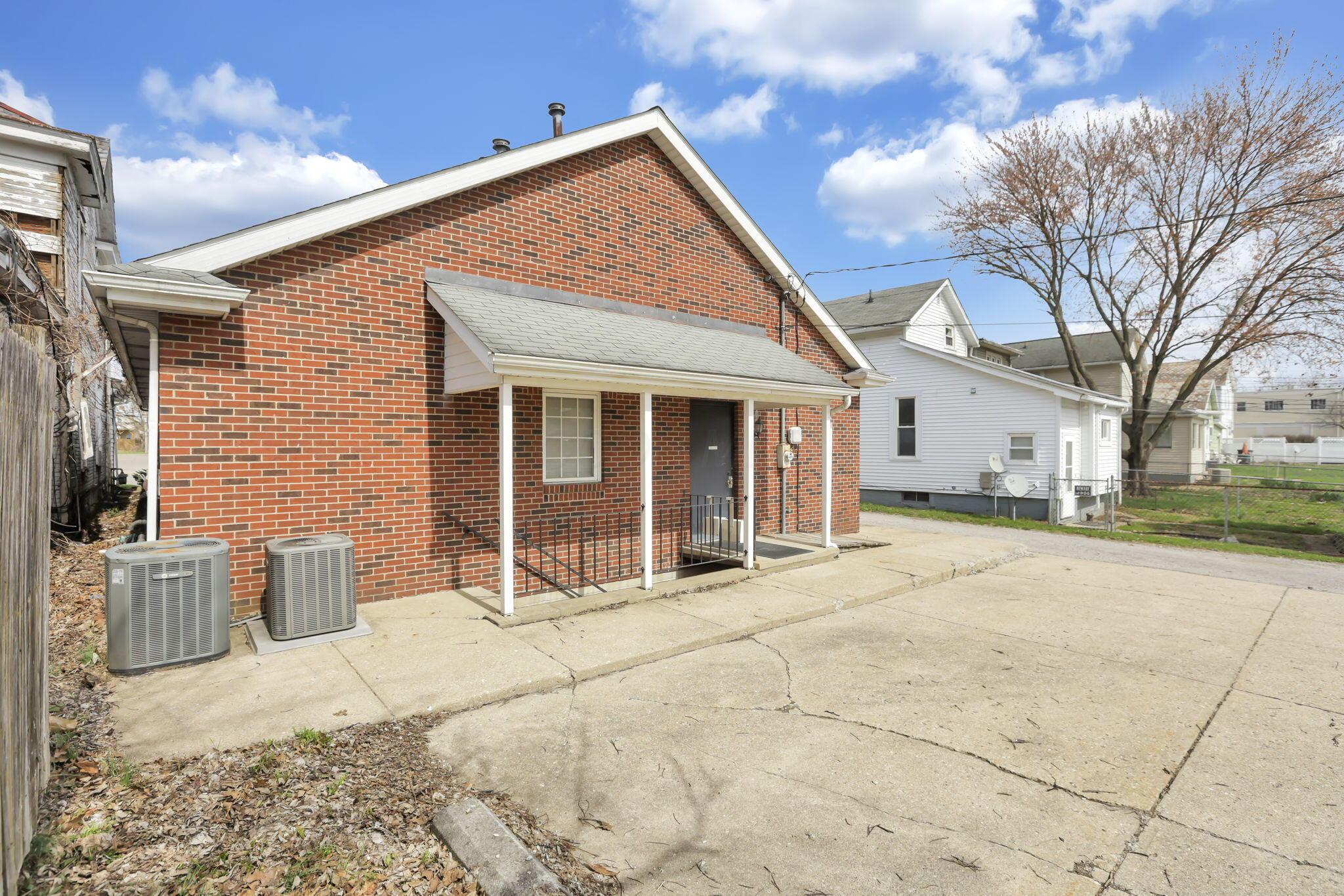 830 E Main Street Property Photo 41