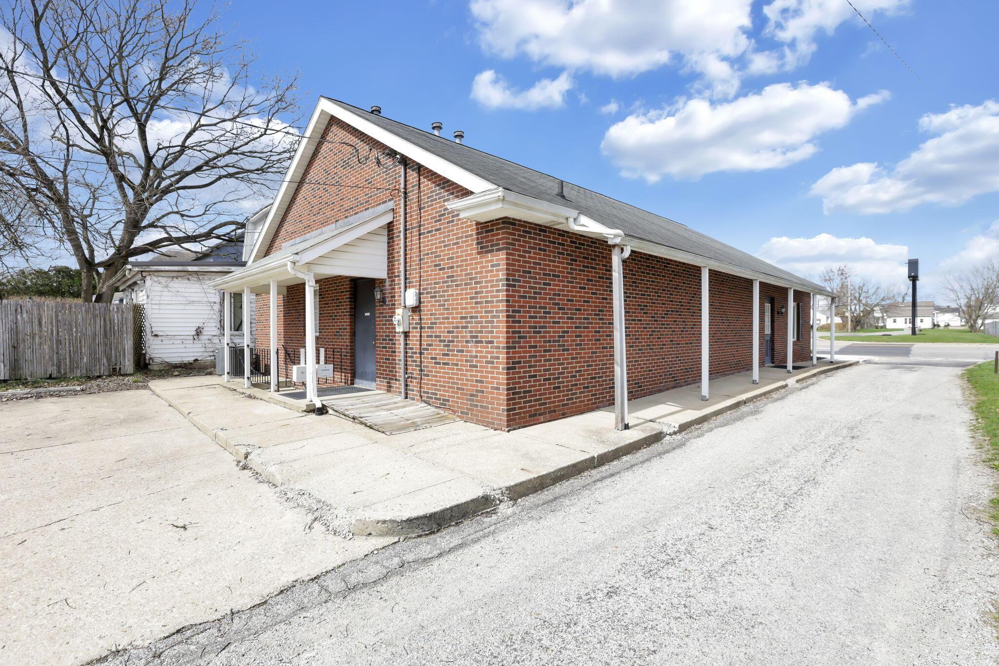830 E Main Street Property Photo 42