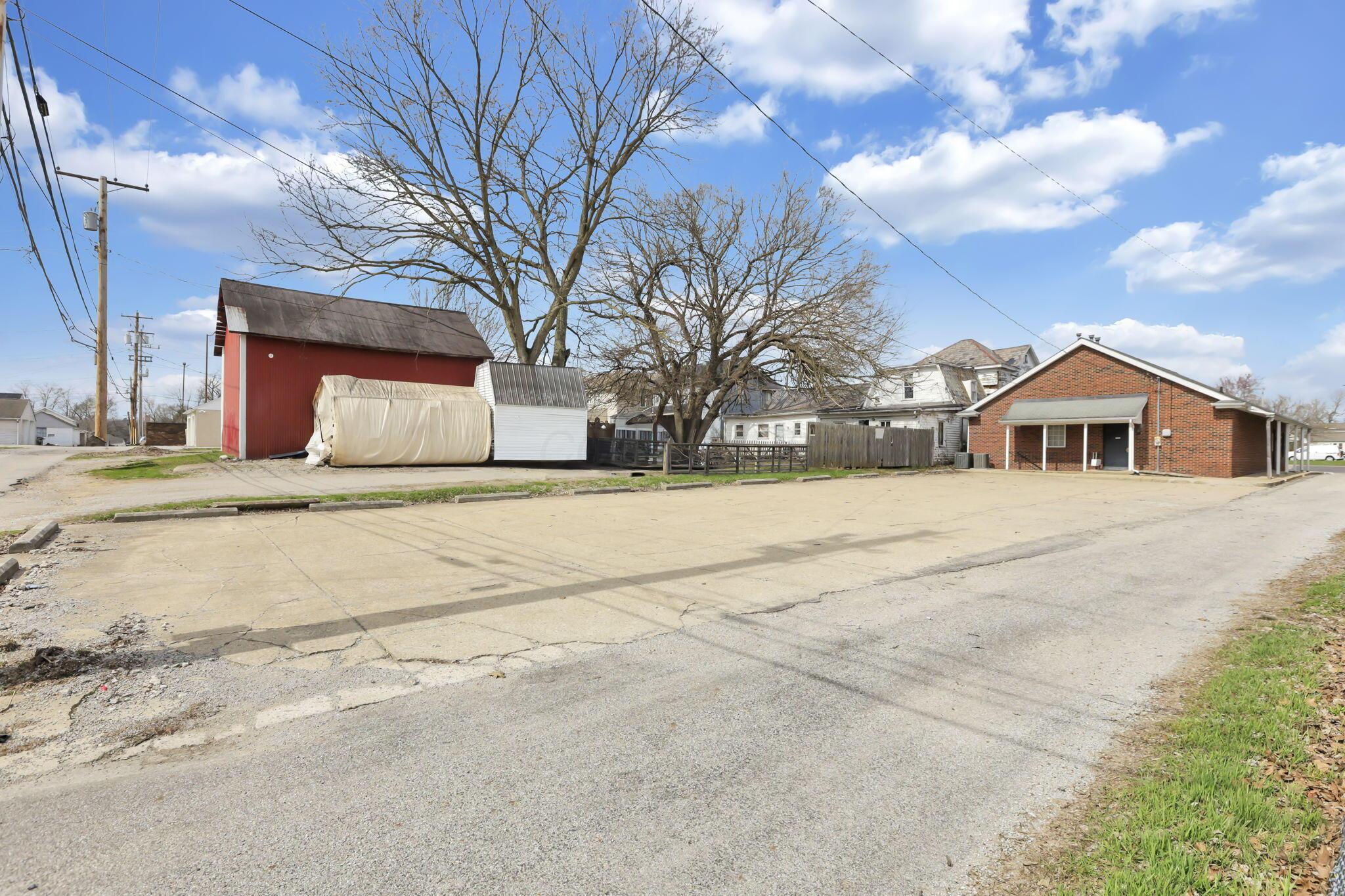 830 E Main Street Property Photo 46