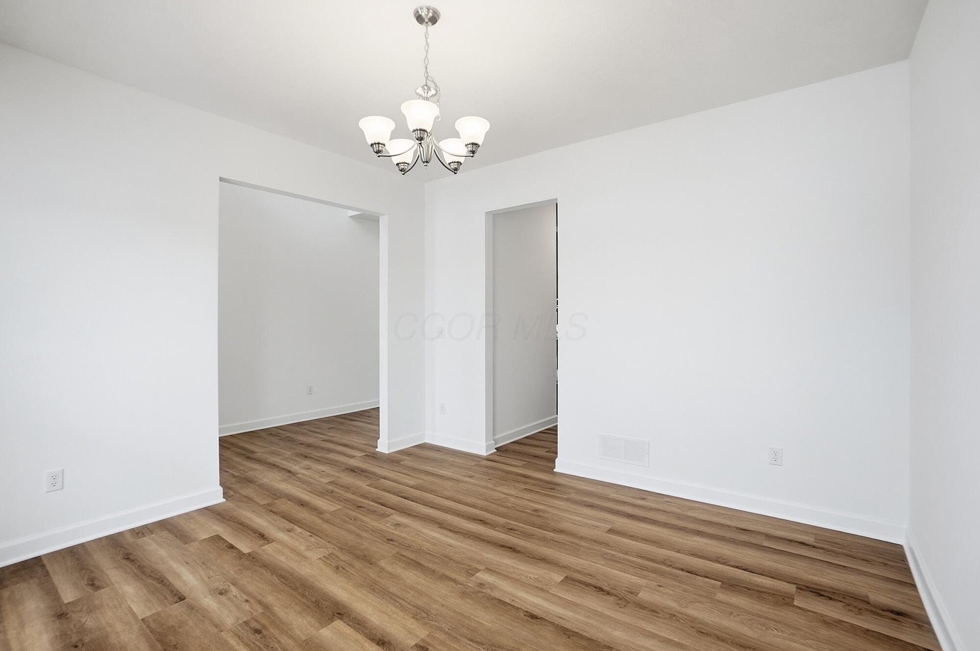 6326 Sparks Drive Property Photo 27
