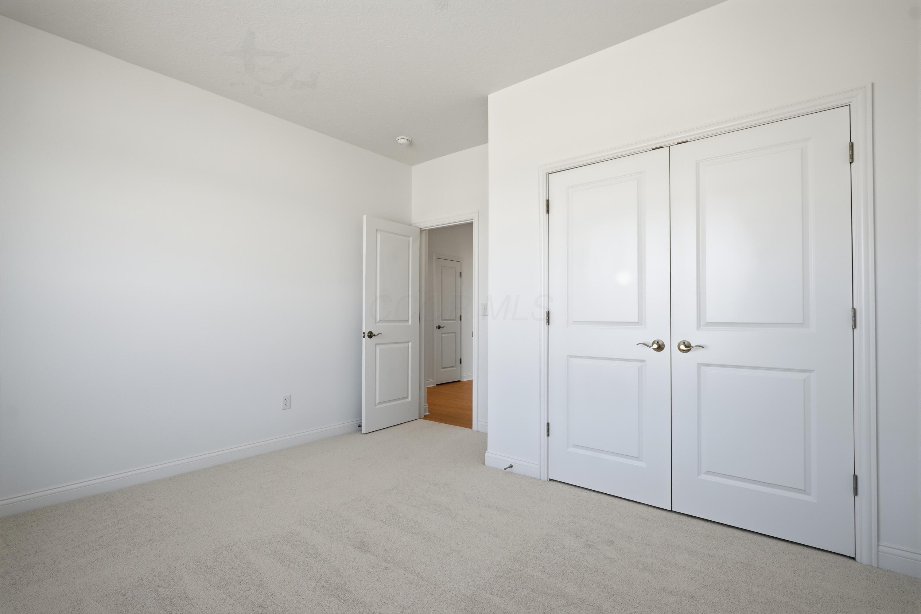 3122 Brian Way Property Photo 7