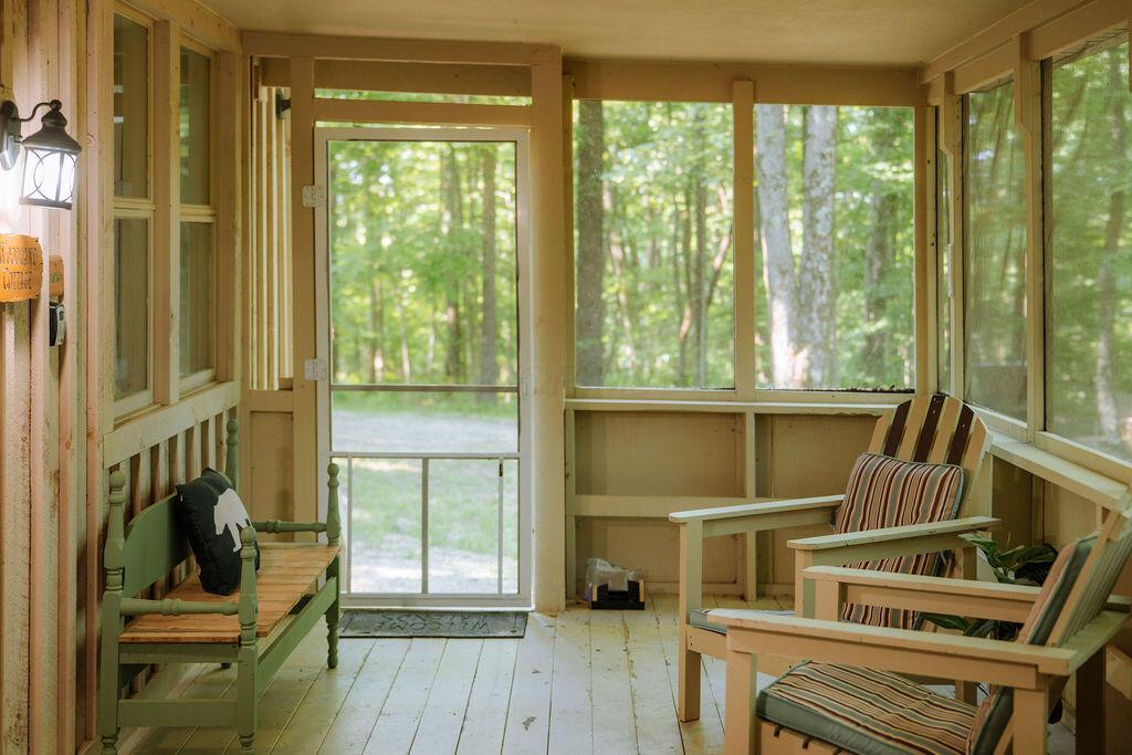 20554 Thompson Ridge Road Property Photo 8