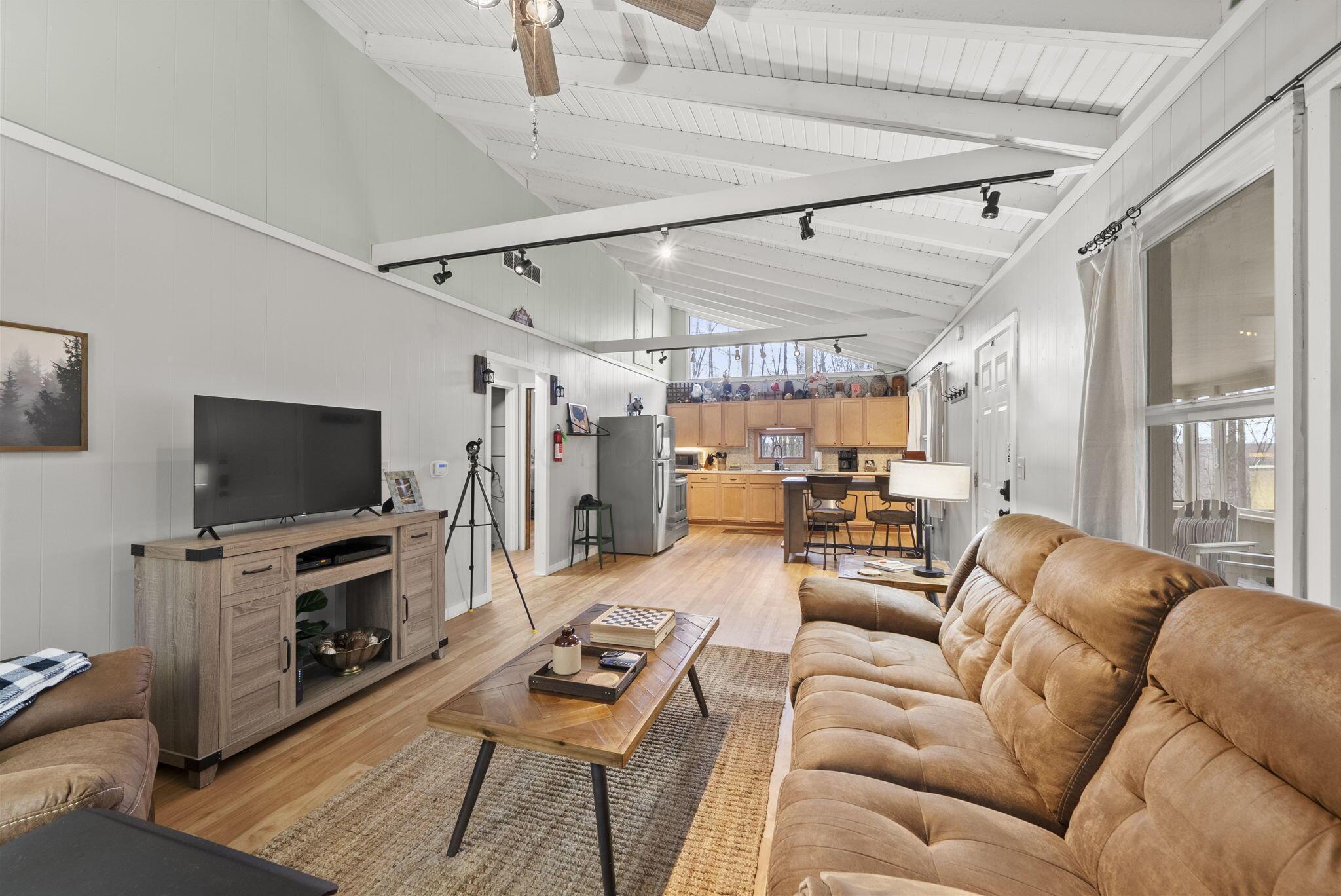 20554 Thompson Ridge Road Property Photo 14