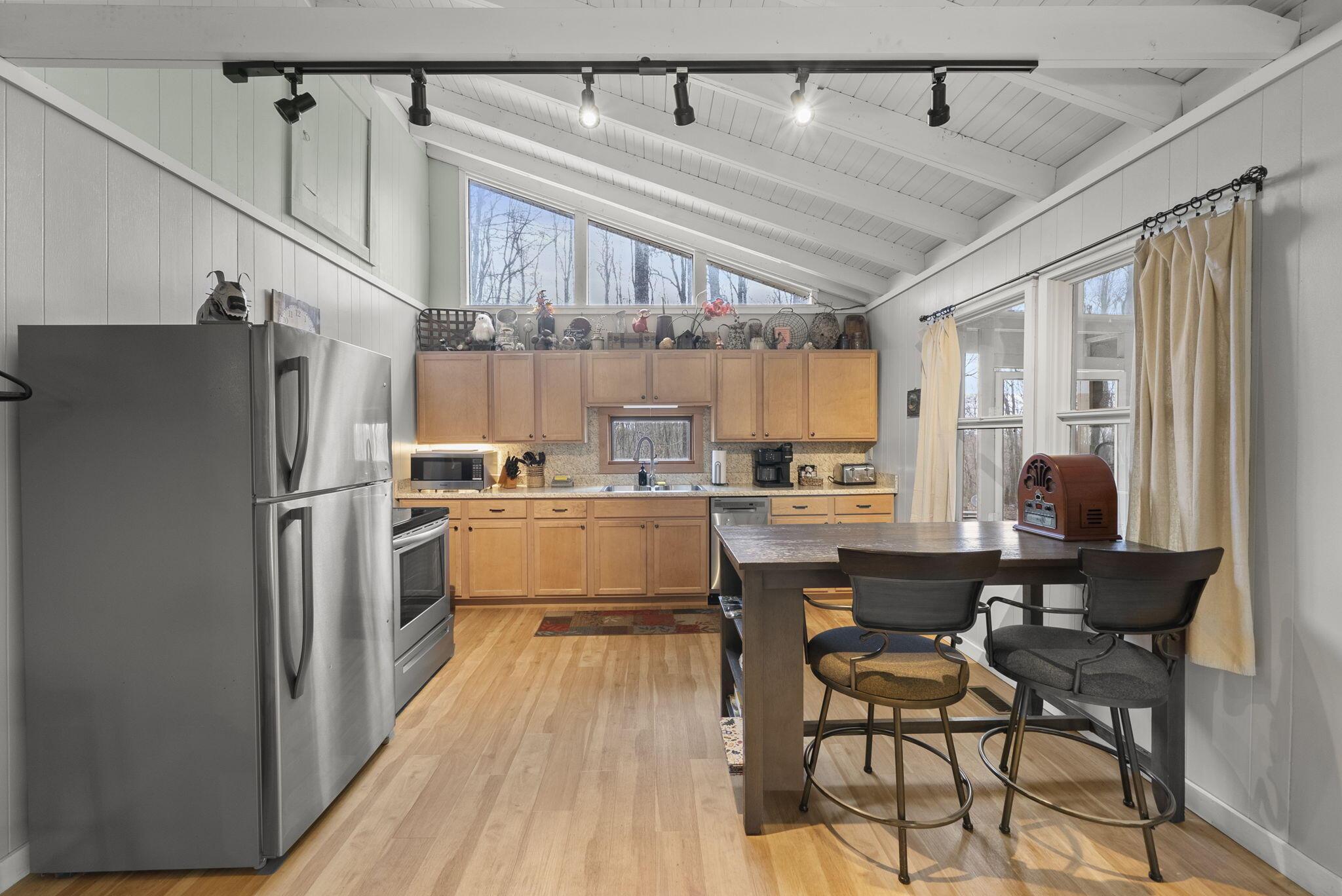 20554 Thompson Ridge Road Property Photo 16