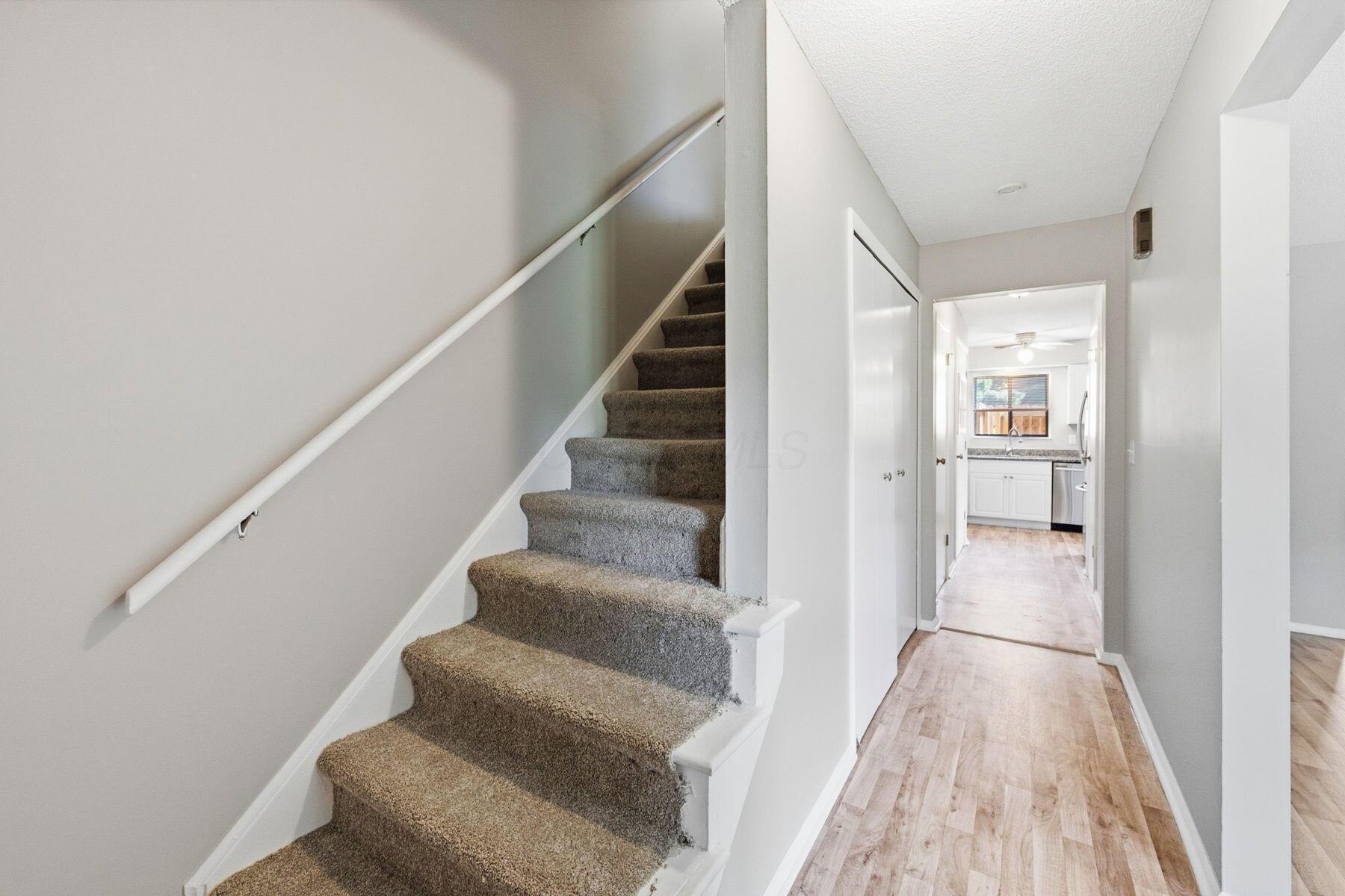 86 Stornoway Drive W Property Photo 10
