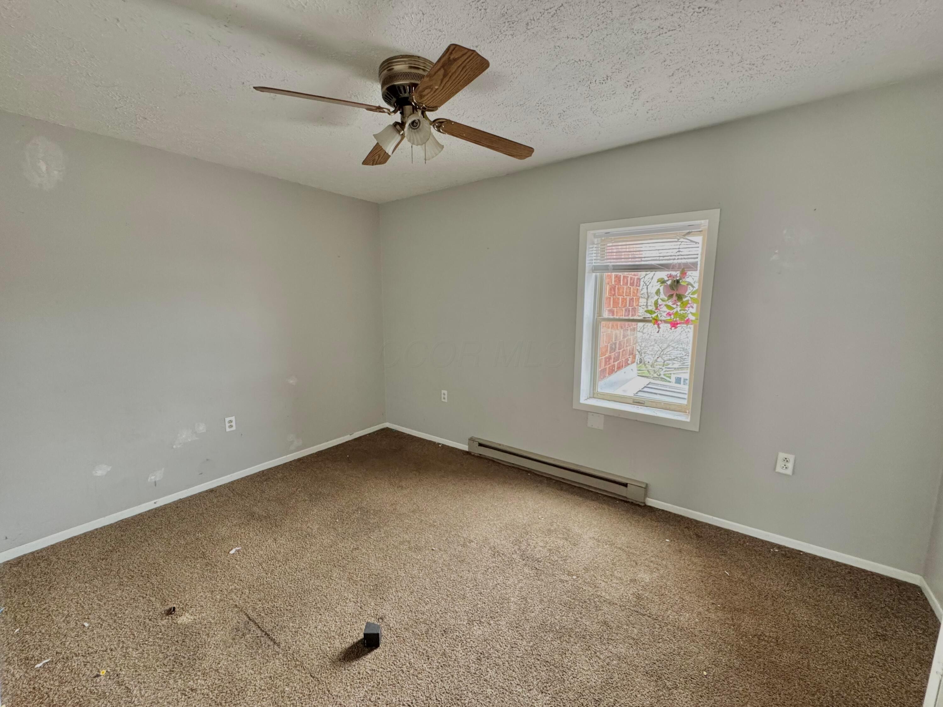 25 E Main Street Property Photo 6