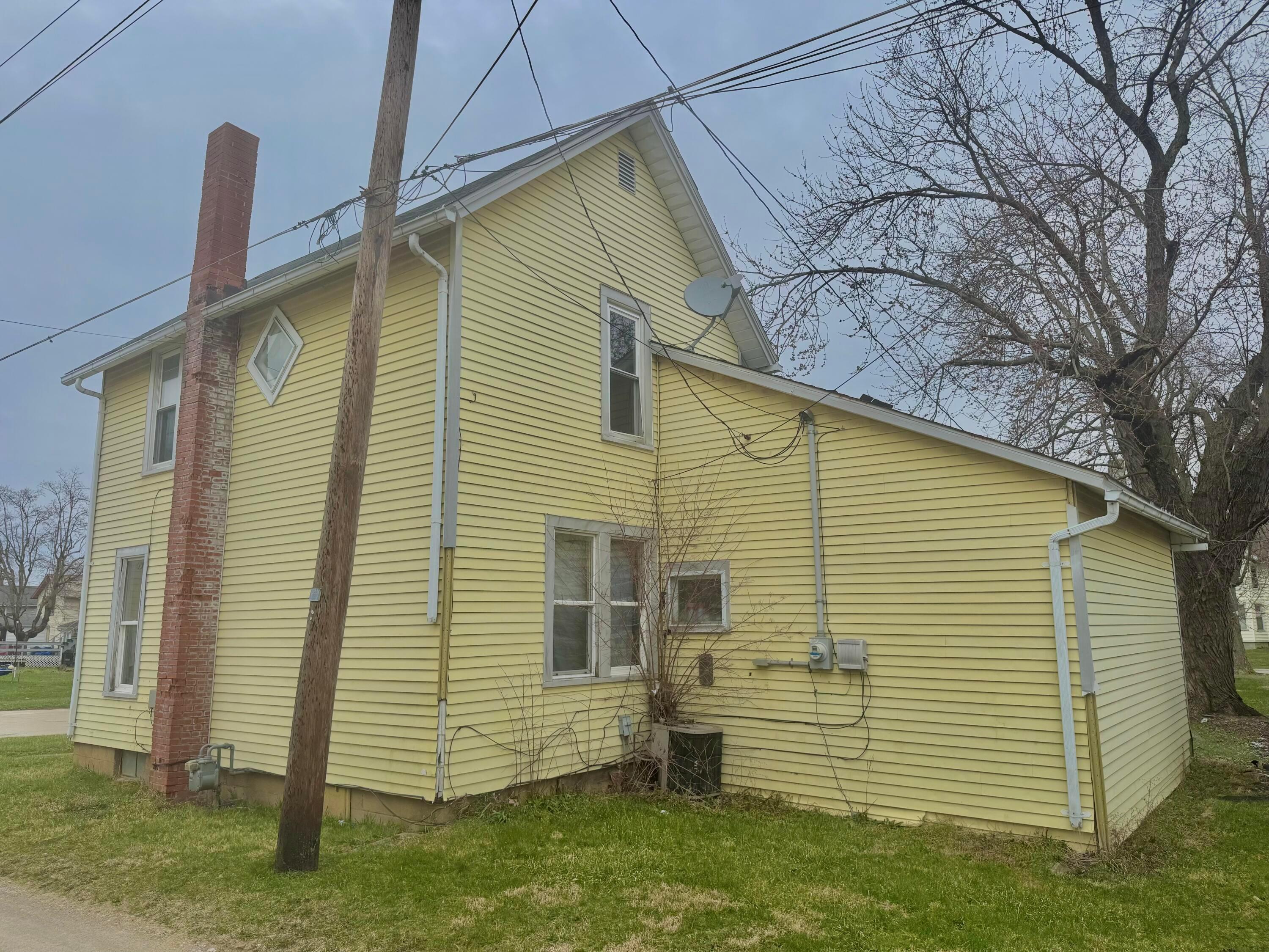 511 W Maple Street Property Photo 3
