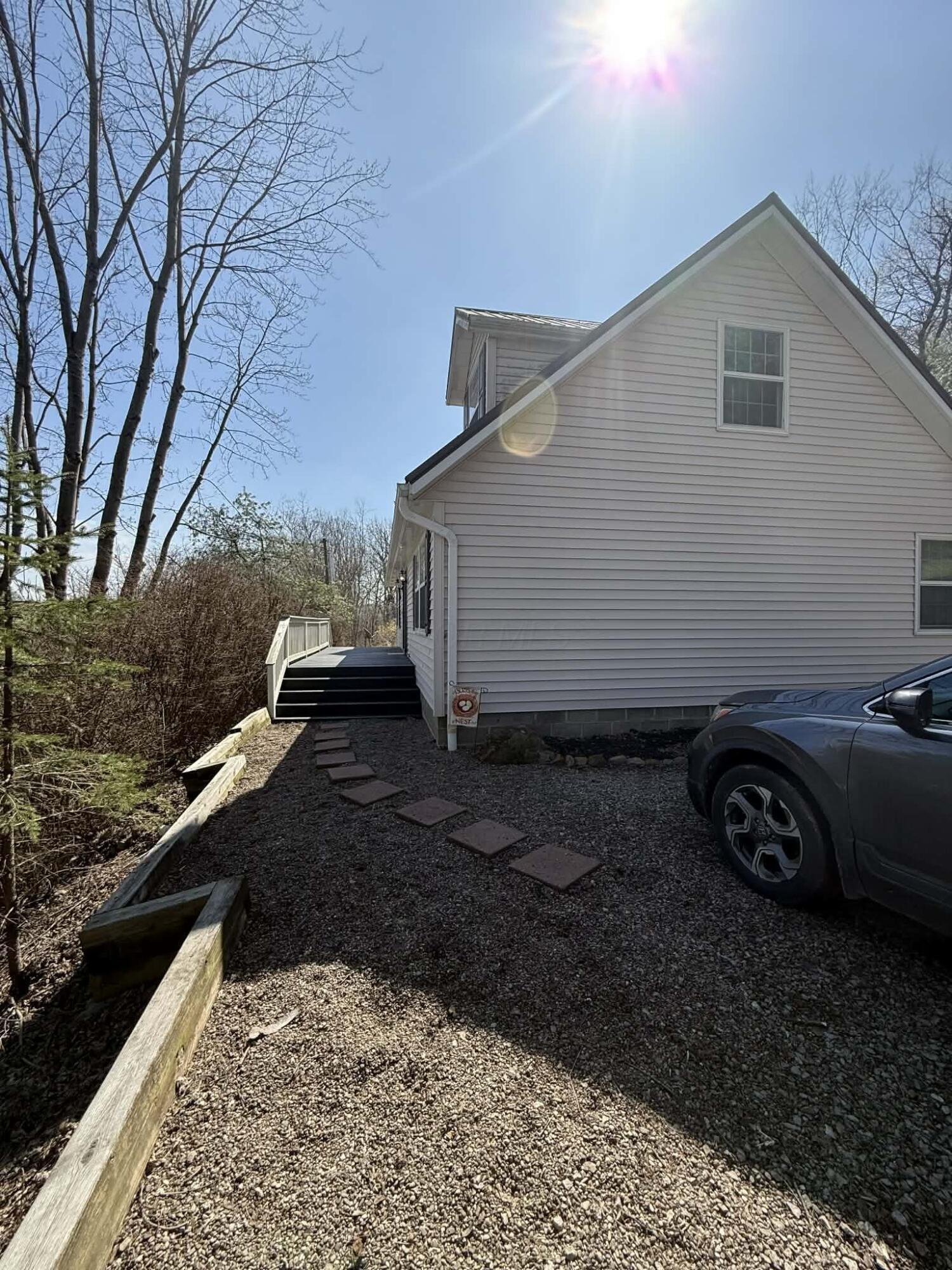 7170 Old Town Road Property Photo 3