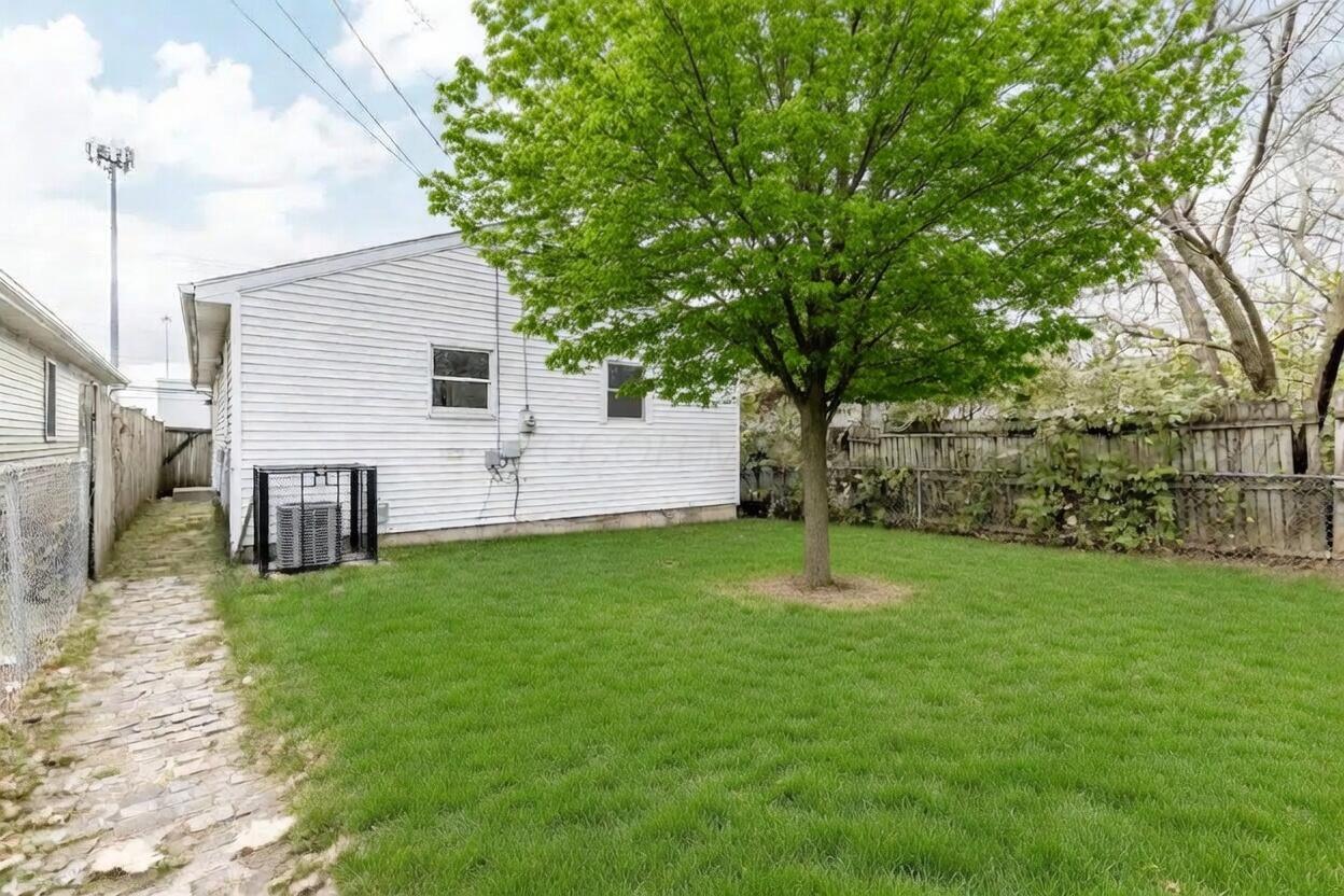 606 Reynolds Avenue Property Photo 18