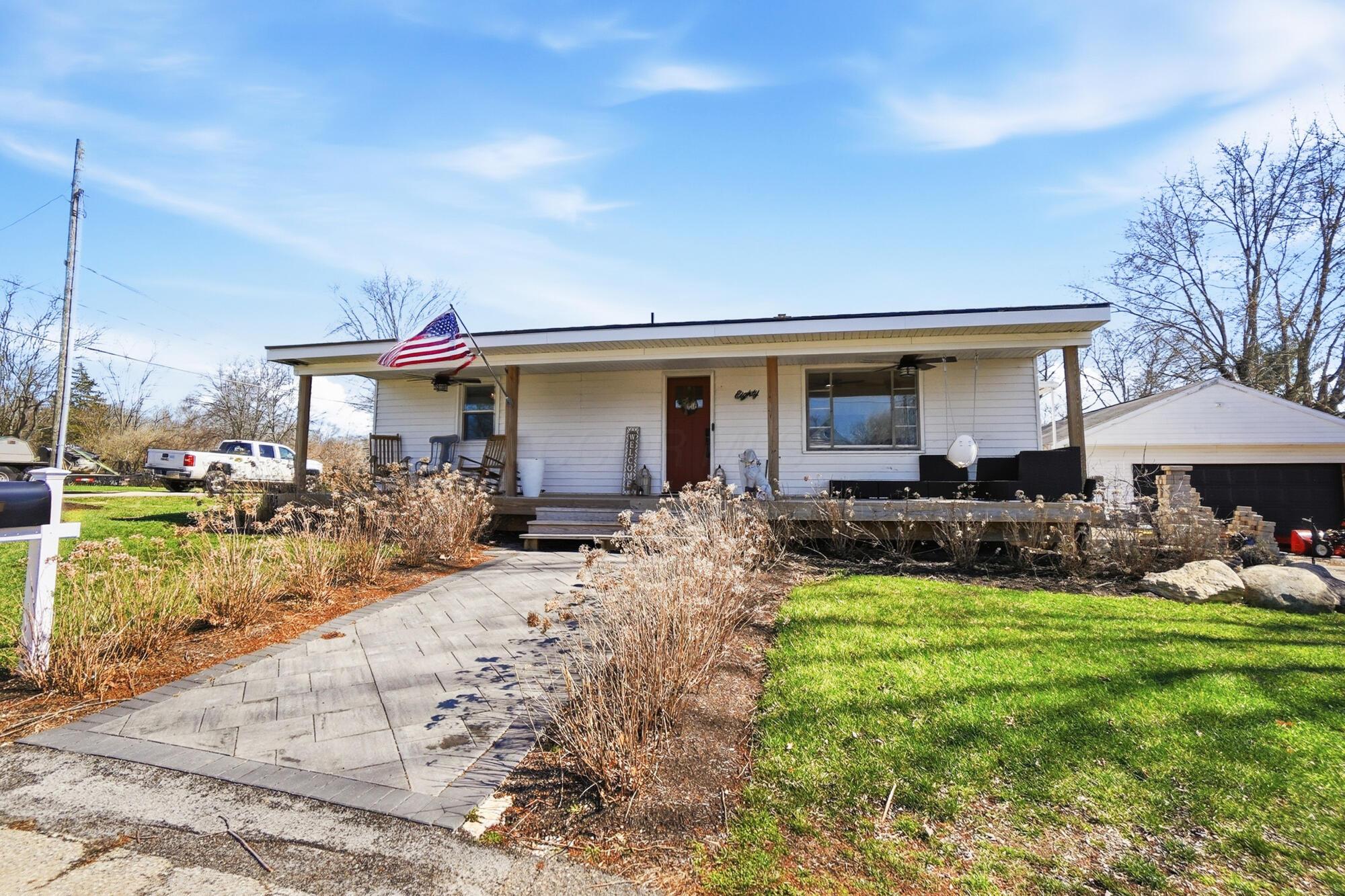 80 Carlisle Avenue Property Photo 4