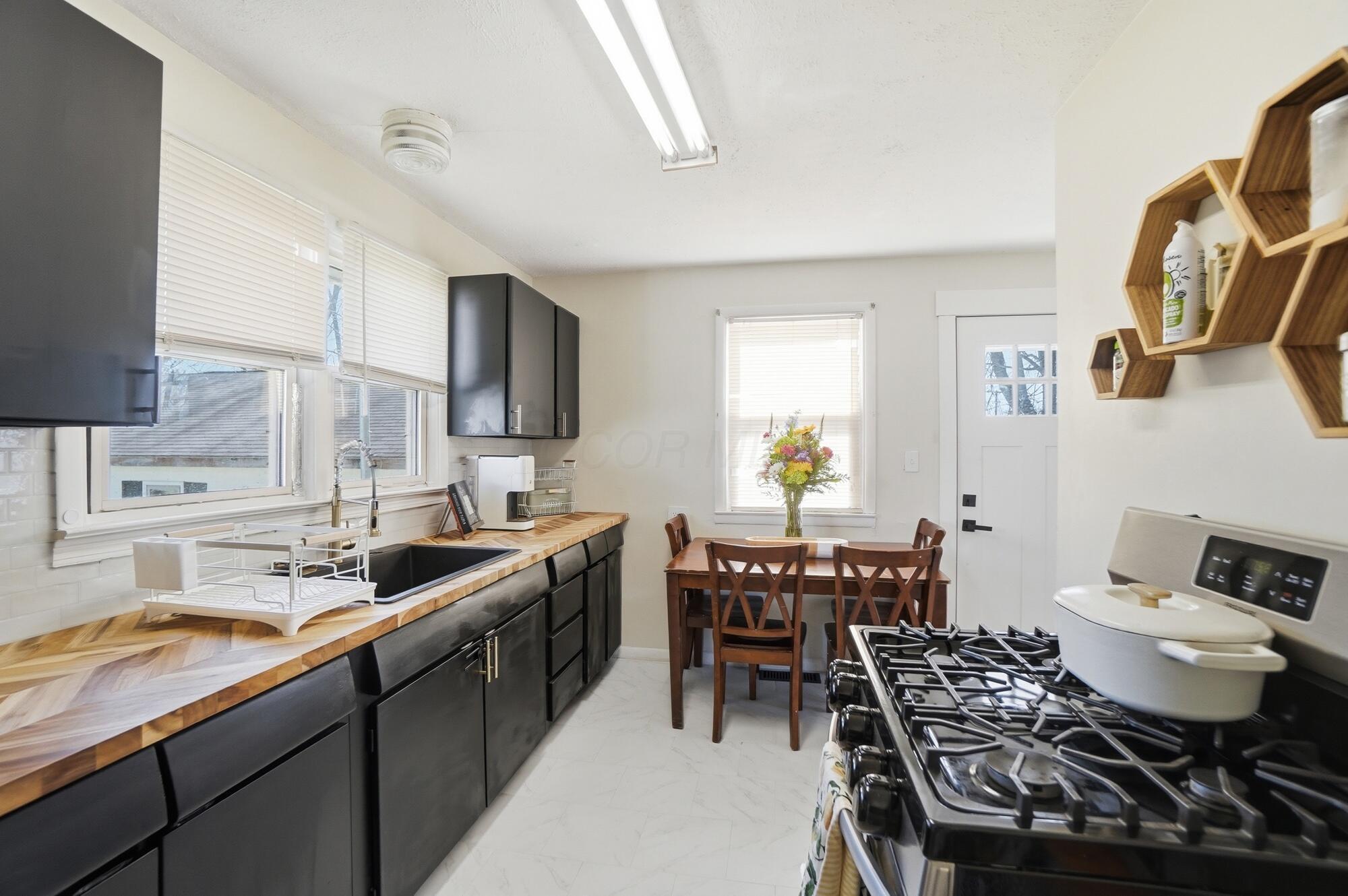 80 Carlisle Avenue Property Photo 17