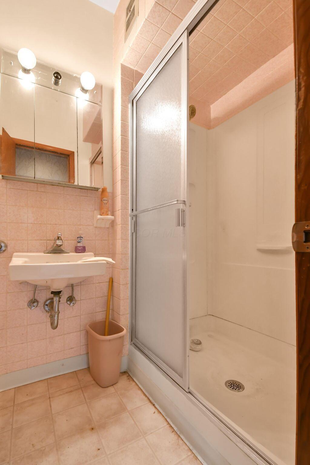 267 S Main Street Property Photo 10