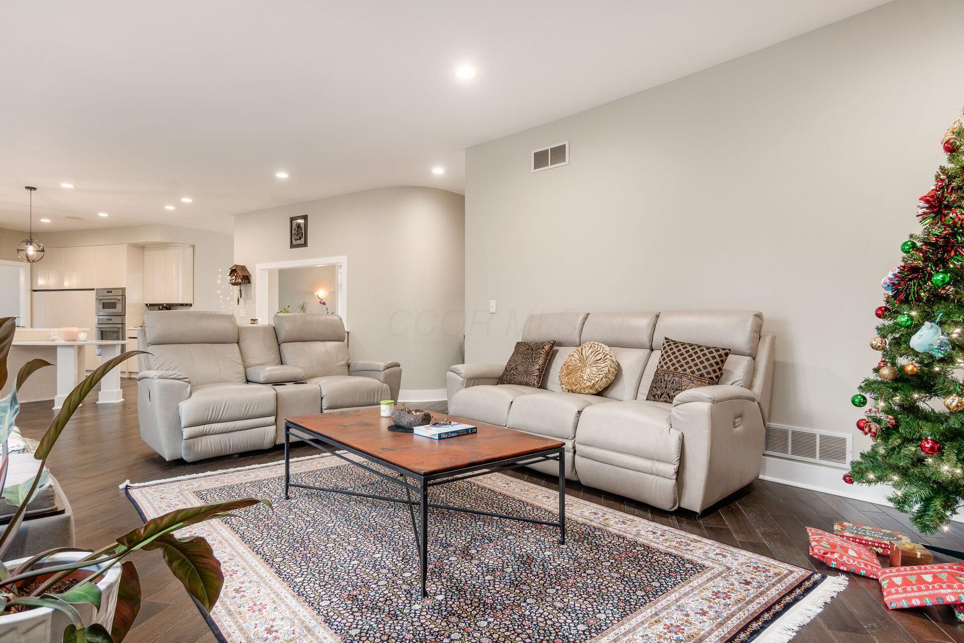 4602 Sandwich Court Property Photo 32