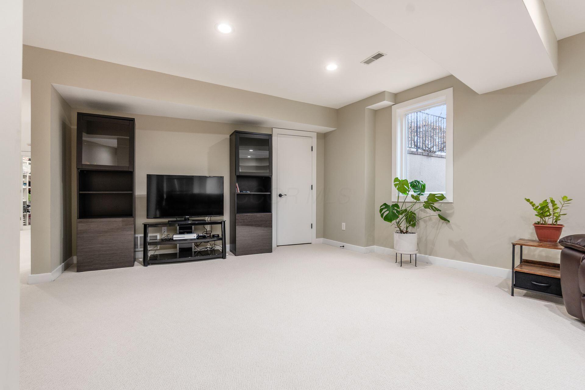 4602 Sandwich Court Property Photo 63