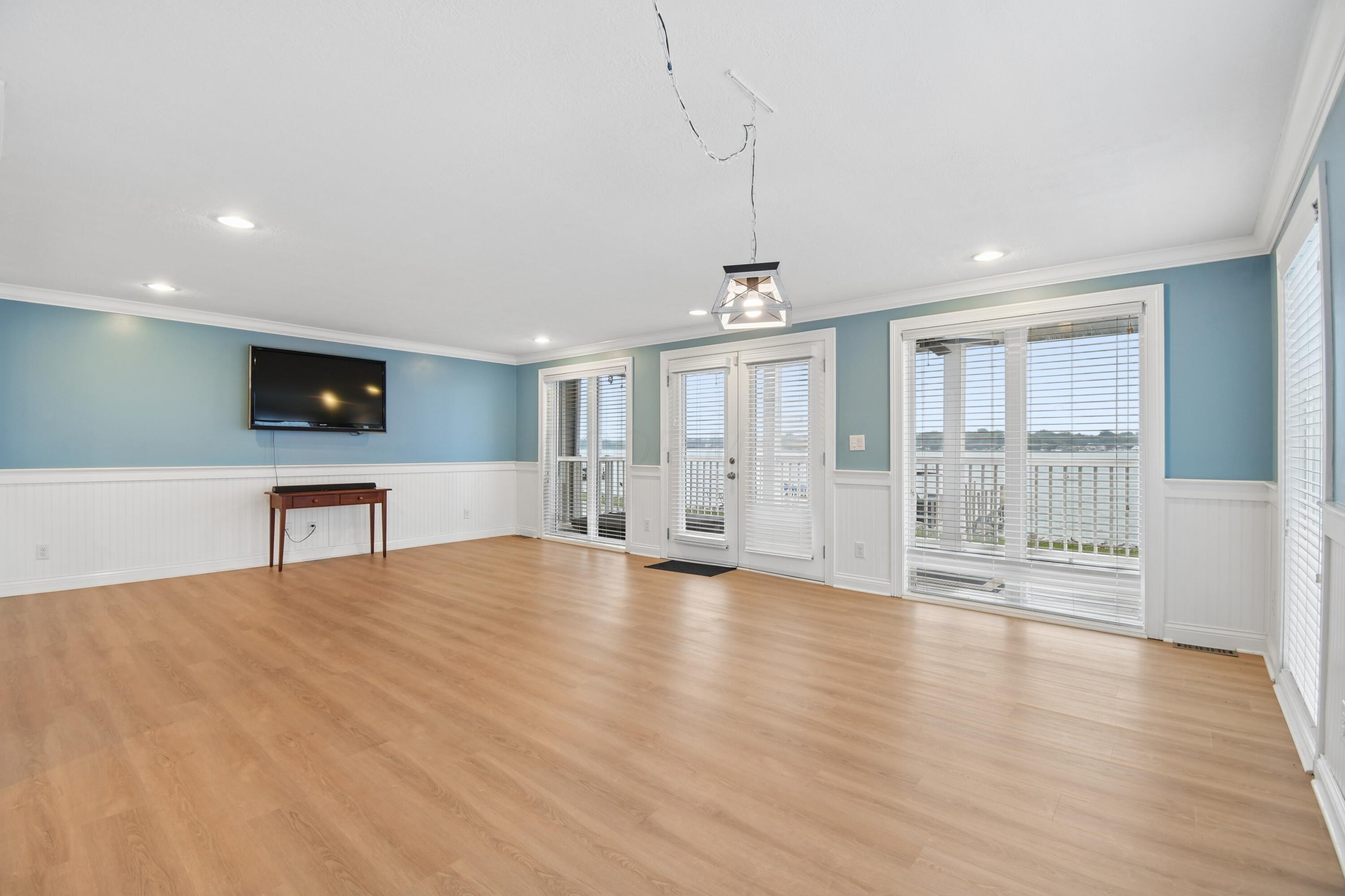 48 Rosebraugh Circle E Property Photo 11