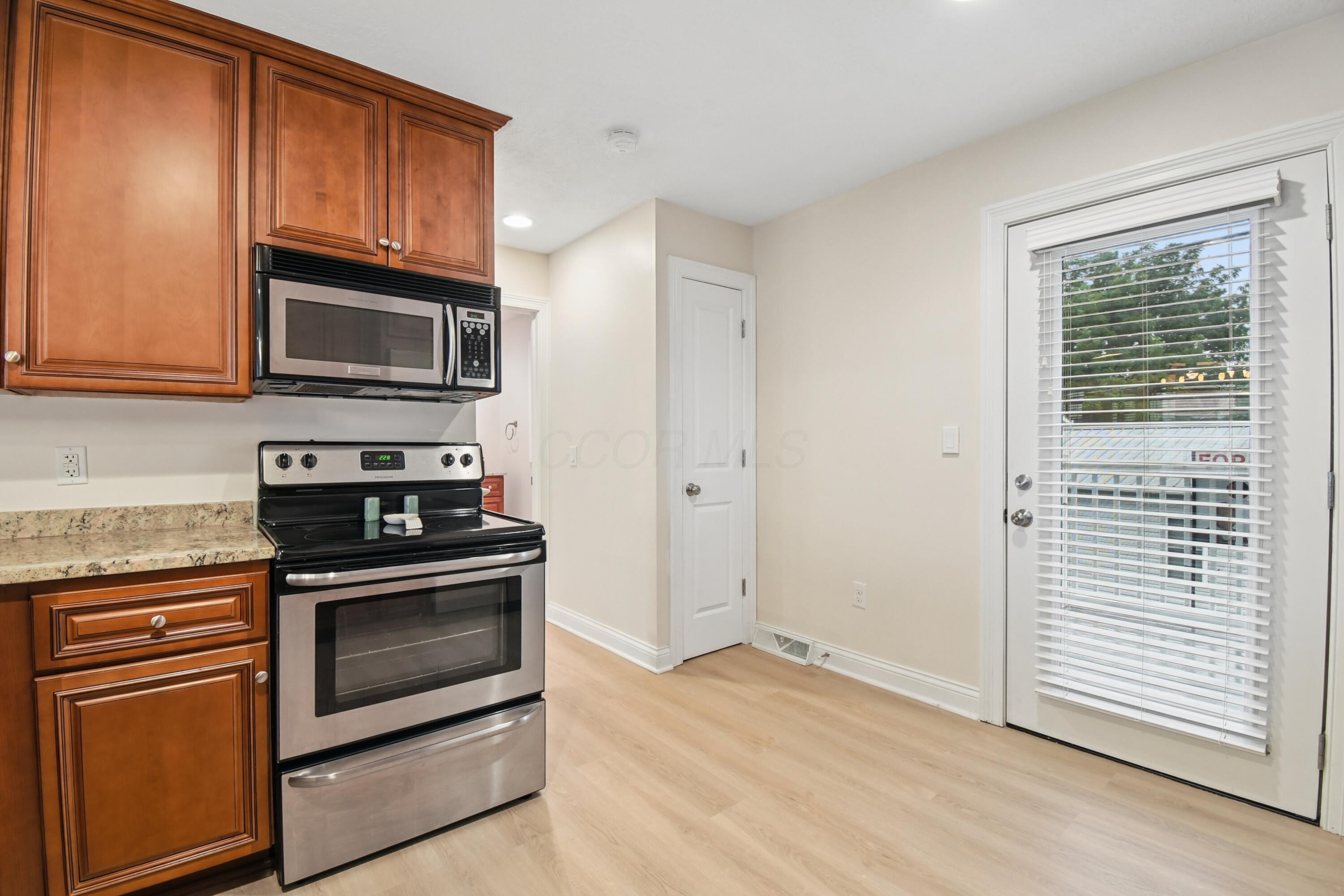 48 Rosebraugh Circle E Property Photo 15
