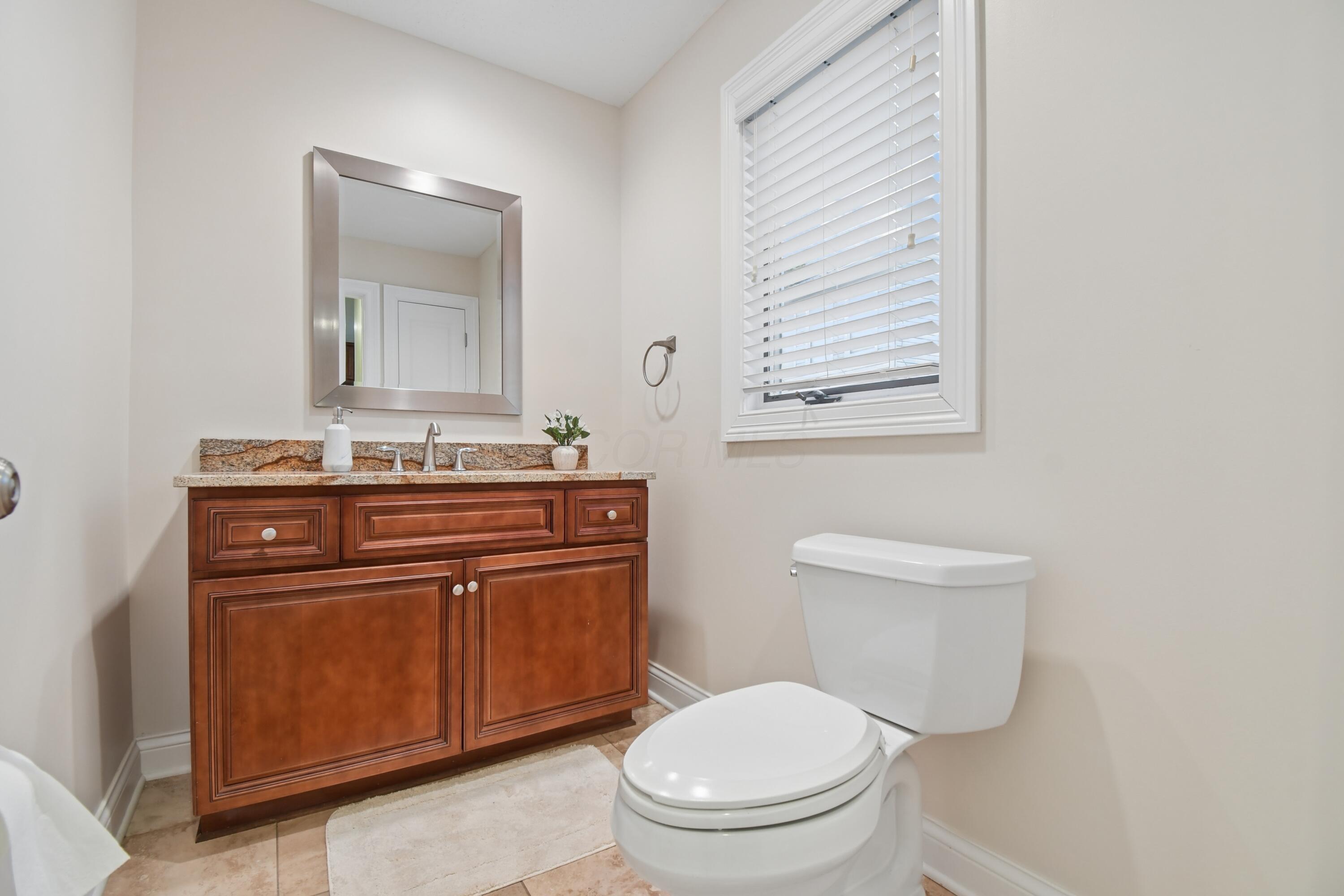 48 Rosebraugh Circle E Property Photo 17