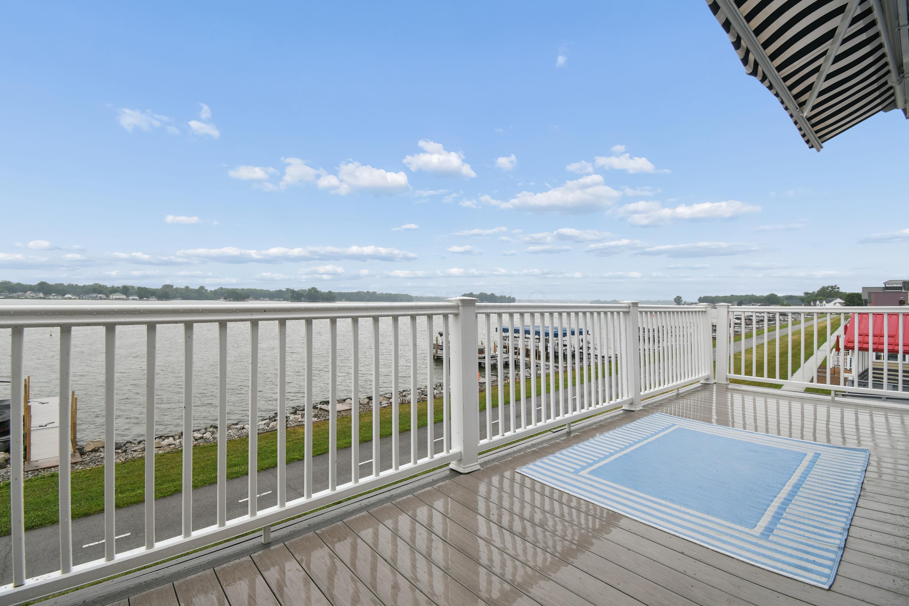 48 Rosebraugh Circle E Property Photo 25