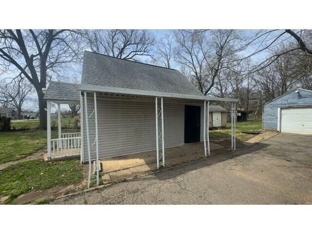 562 Ashwood Road Property Photo 4
