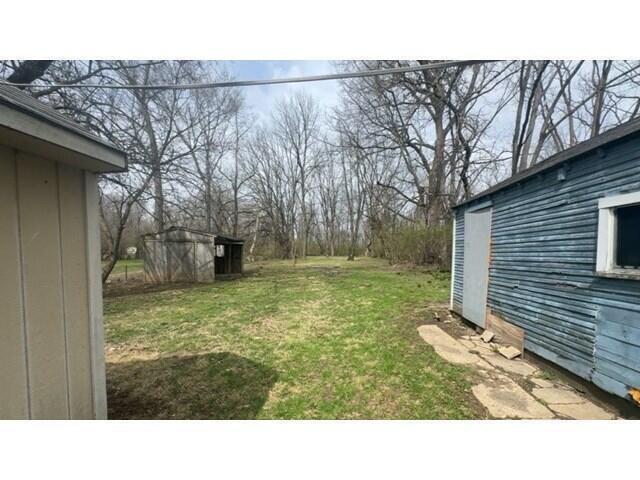 562 Ashwood Road Property Photo 5
