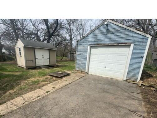 562 Ashwood Road Property Photo 6