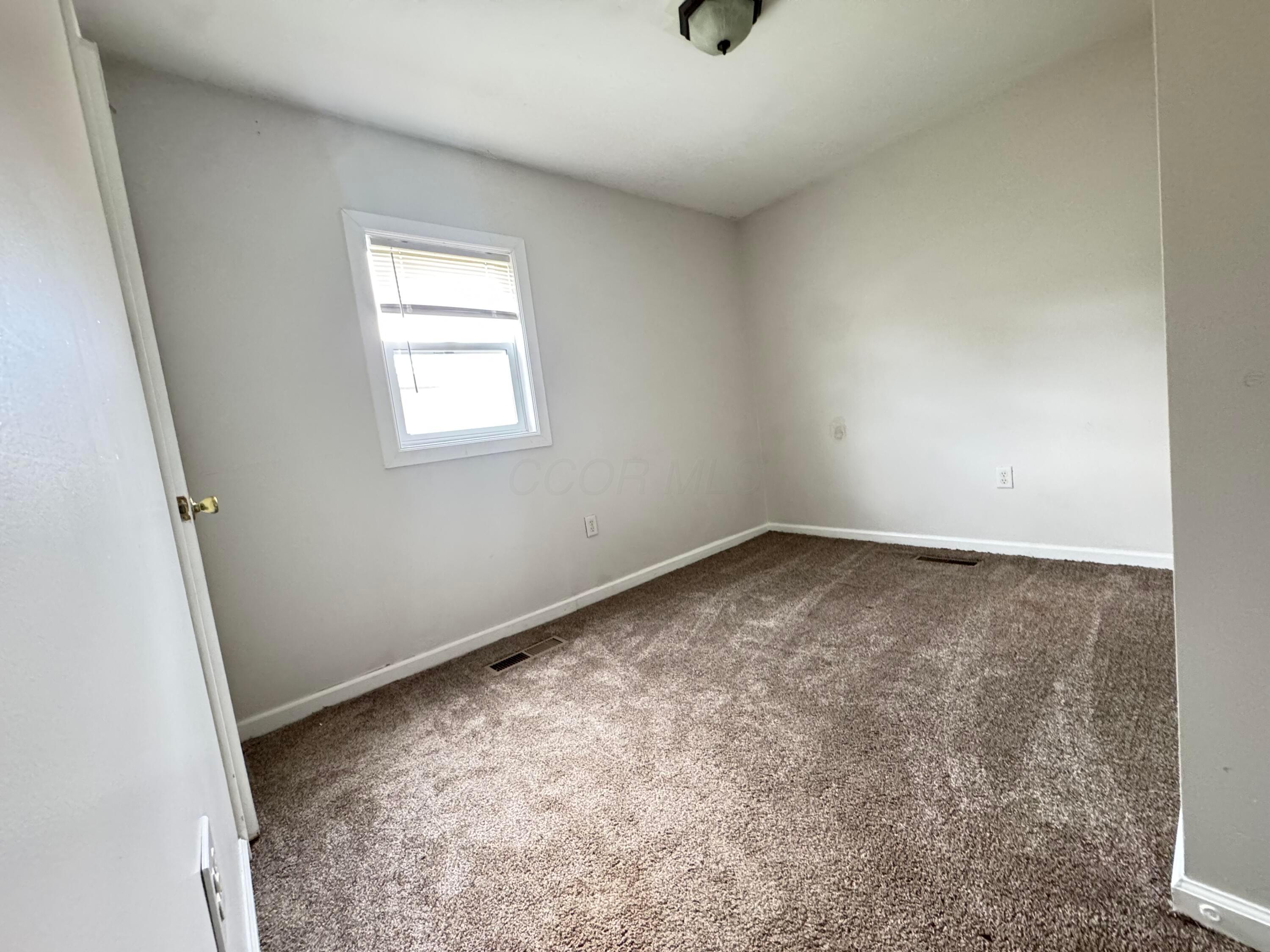 935 Duke Road Property Photo 24